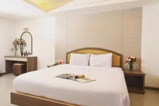 Bed in Lee Garden Bangkok