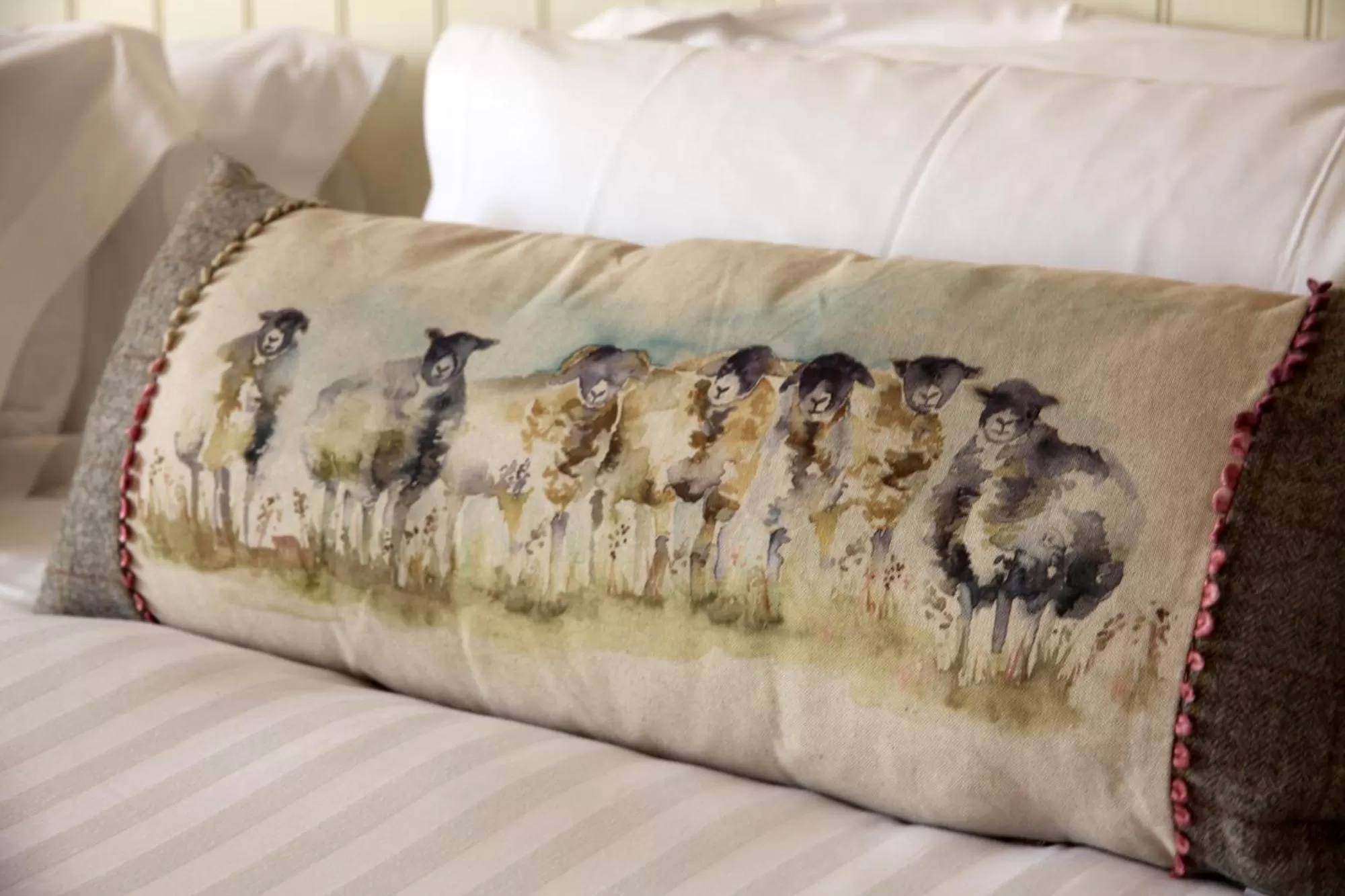 Bedroom, Bed in The Erskine Arms