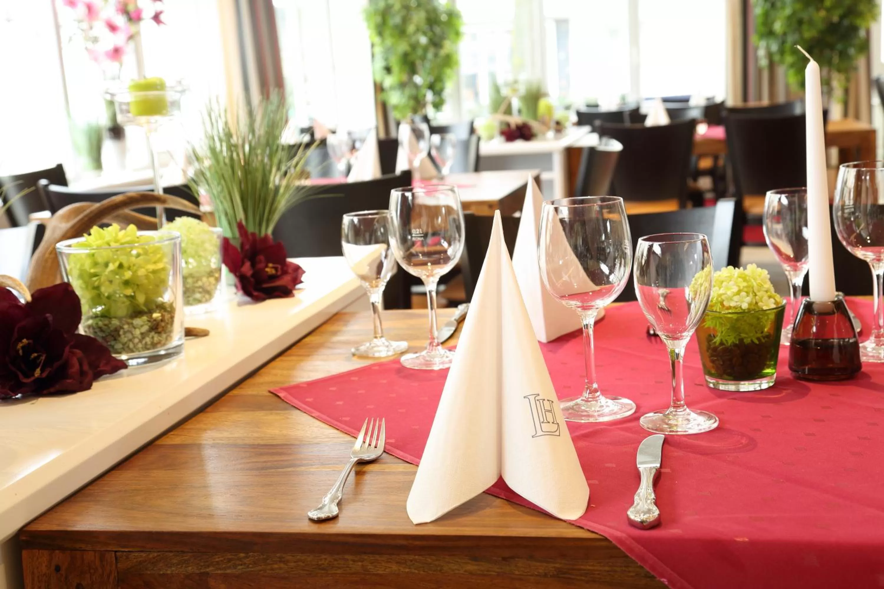 Restaurant/places to eat in Lobinger Hotel Weisses Ross