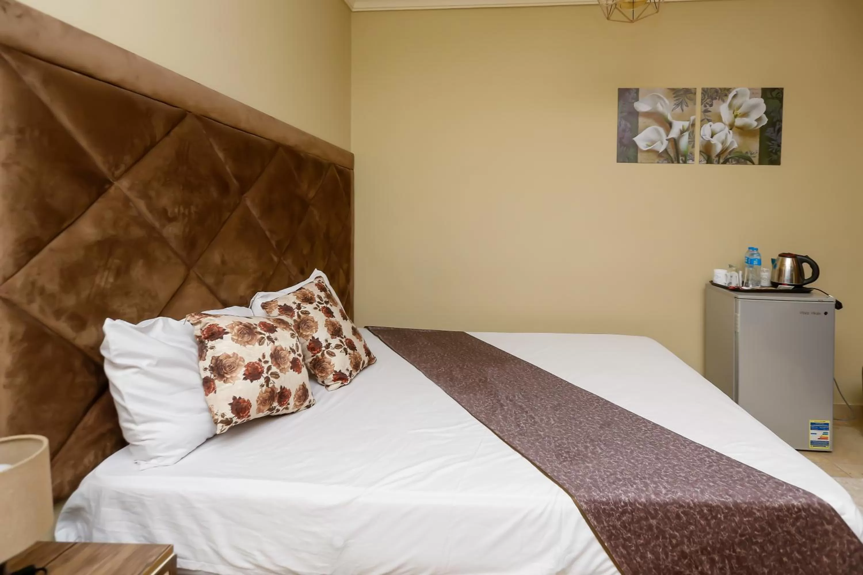 Coffee/tea facilities, Bed in King Cheops Inn - Pyramid View