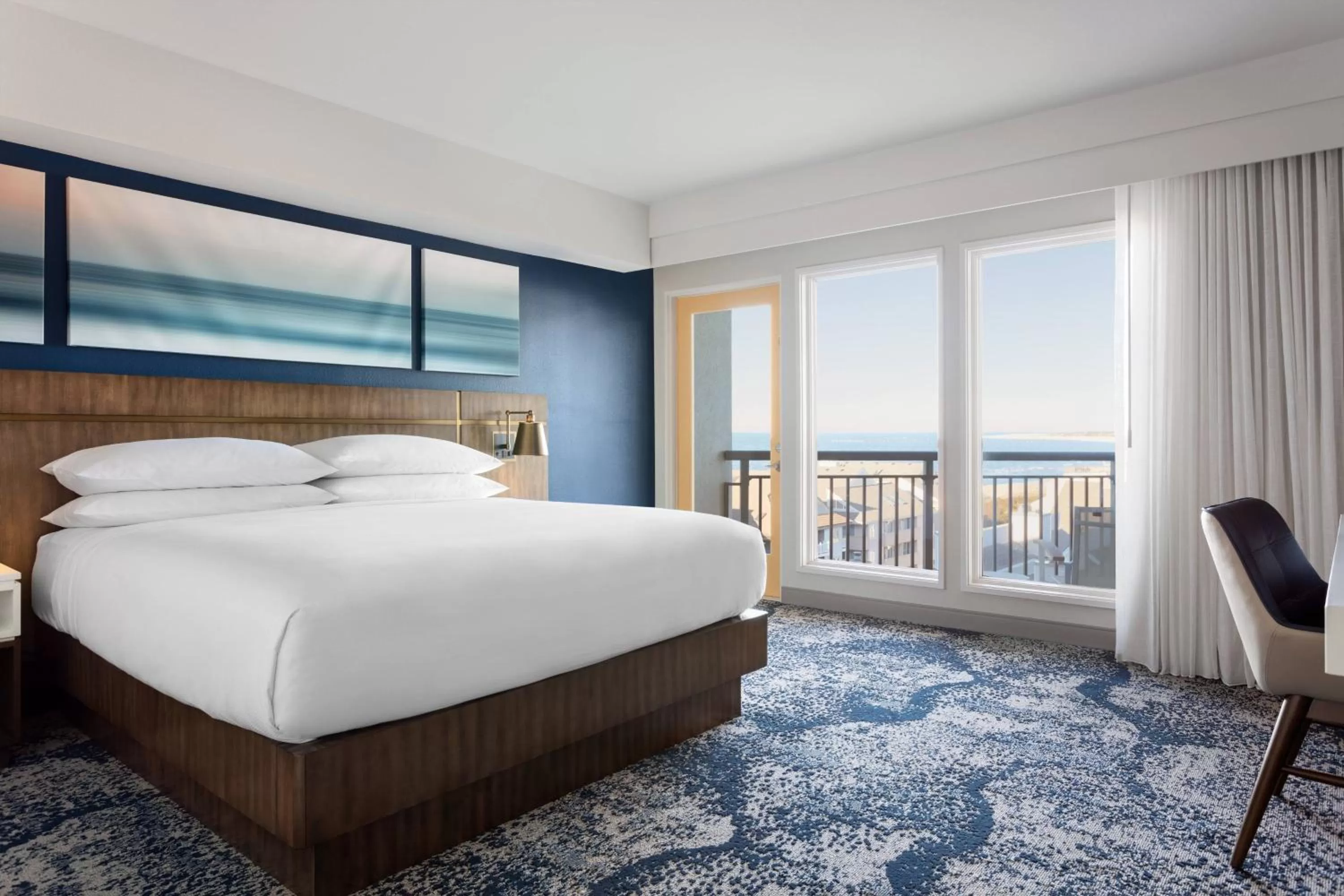 Photo of the whole room, Bed in Delta Hotels by Marriott™ Virginia Beach Waterfront Suites