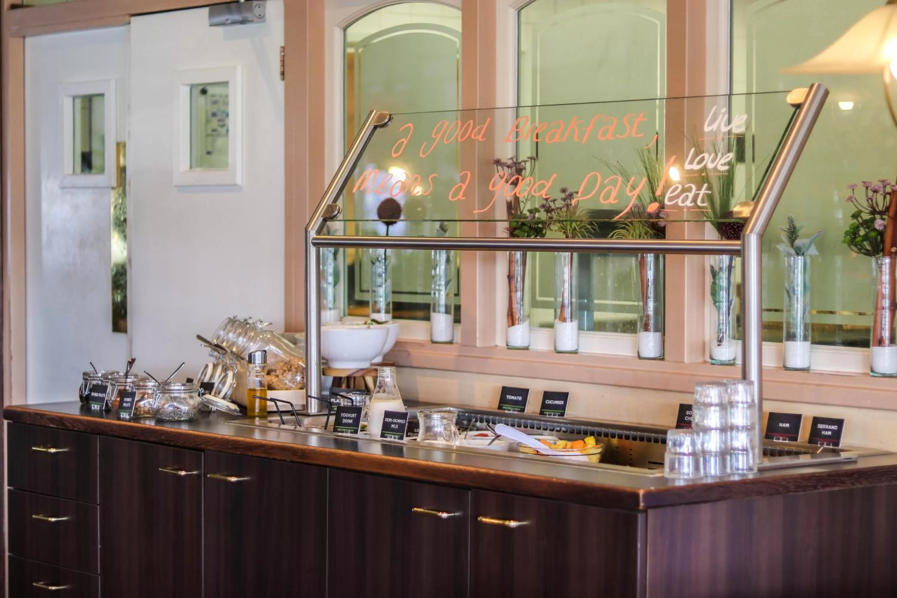 Continental breakfast in ibis Tilburg