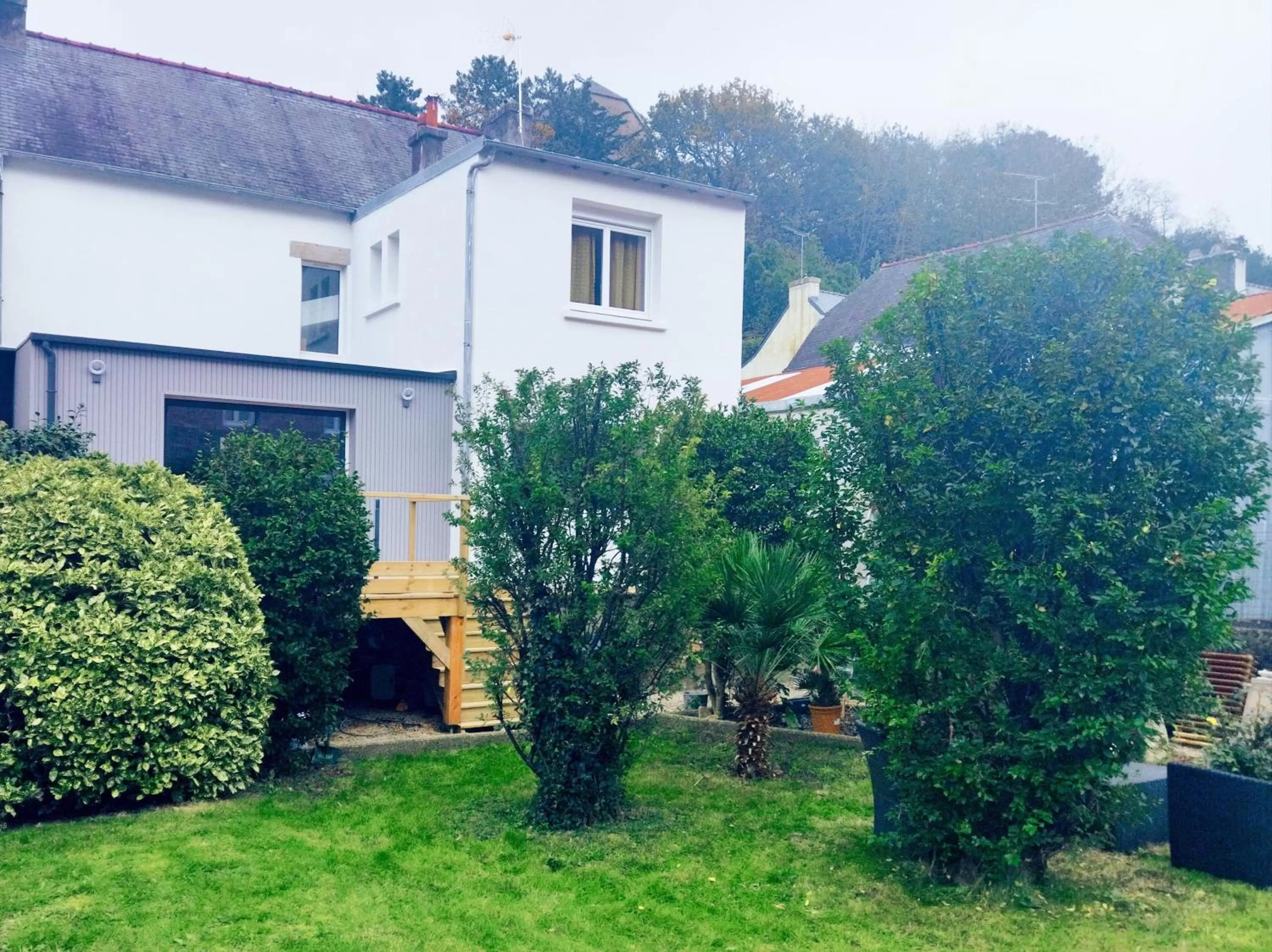 Property Building in La Petite Perle de Quimper