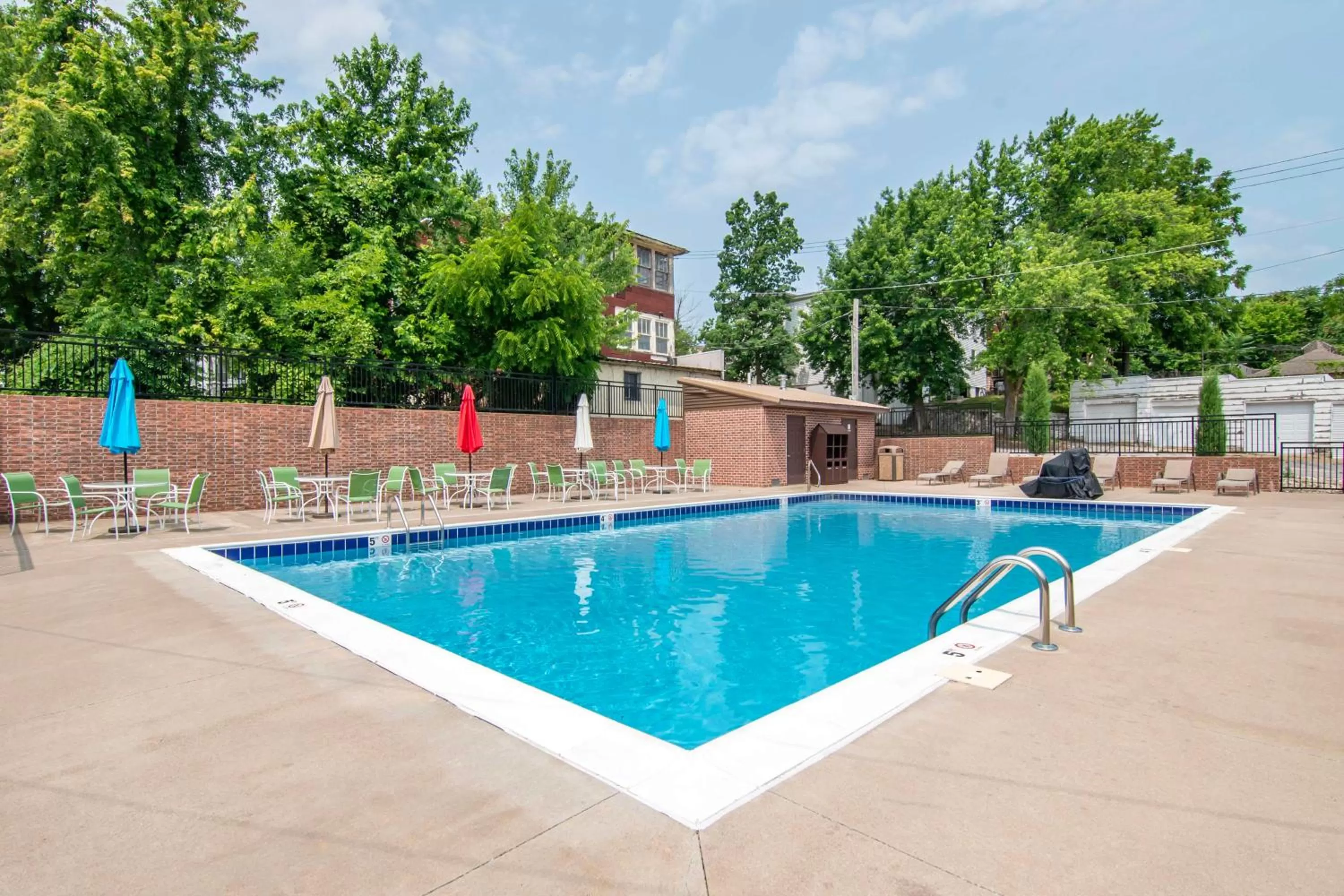Pool view in Best Western On the River
