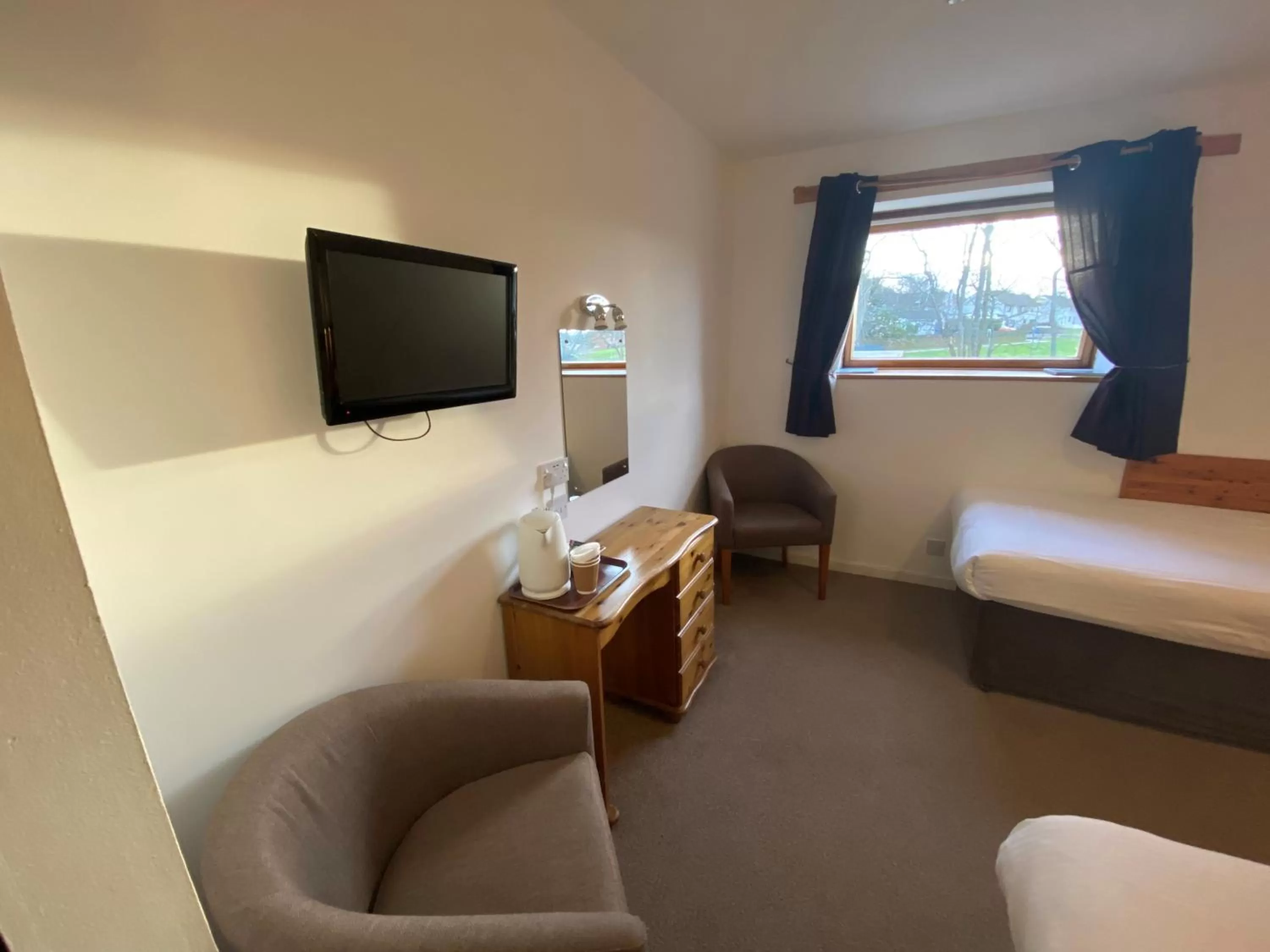 Bed in Smithton Hotel