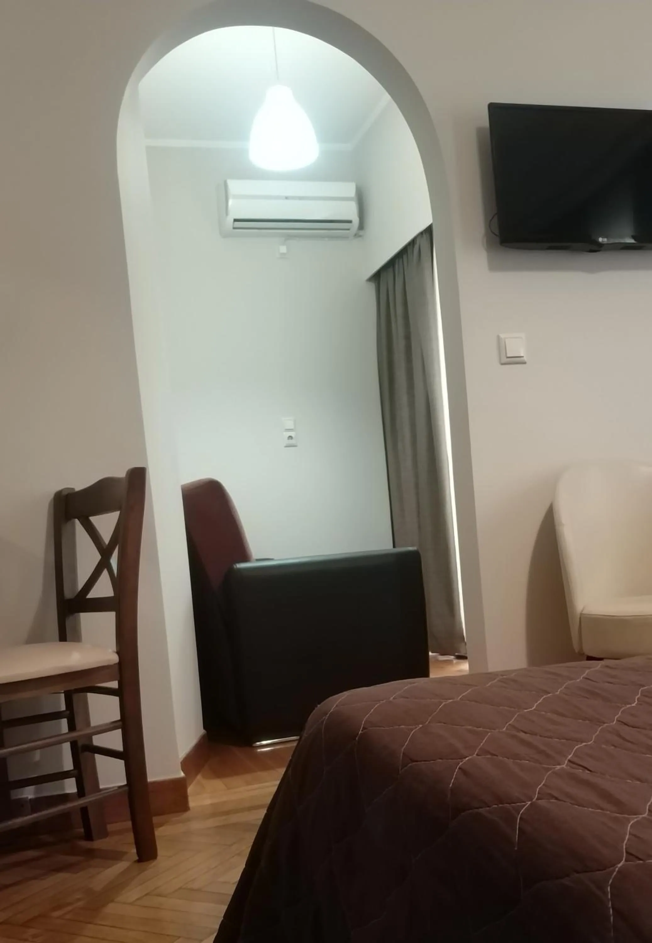 Photo of the whole room, Bed in Ambrosia Suites