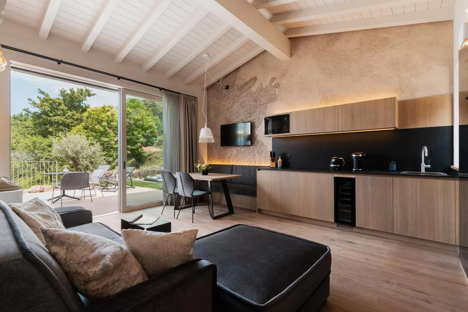 Living SPA Suite in FAVAI HILLS your secret hideaway