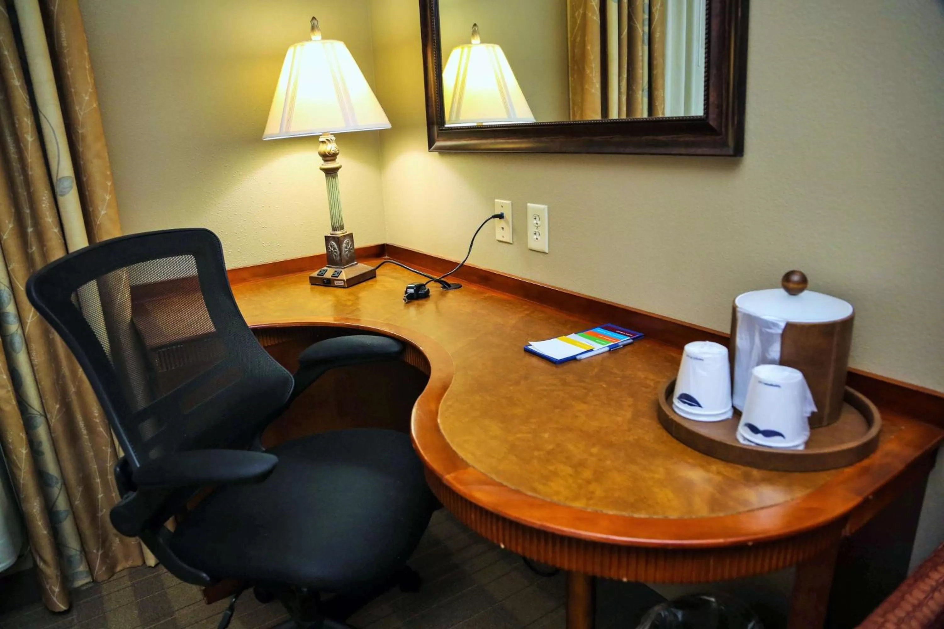 Bedroom in Hampton Inn & Suites McComb