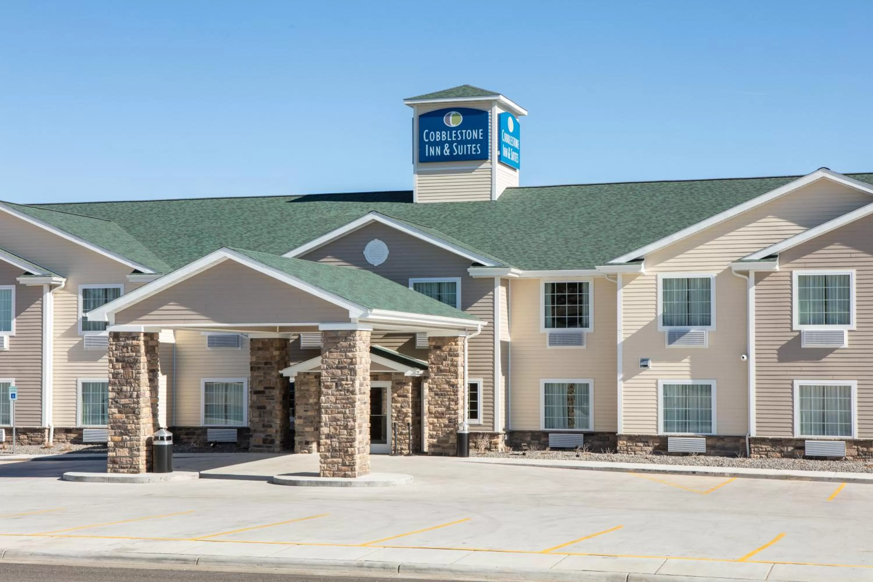 Facade/entrance in Cobblestone Inn & Suites - Pine Bluffs