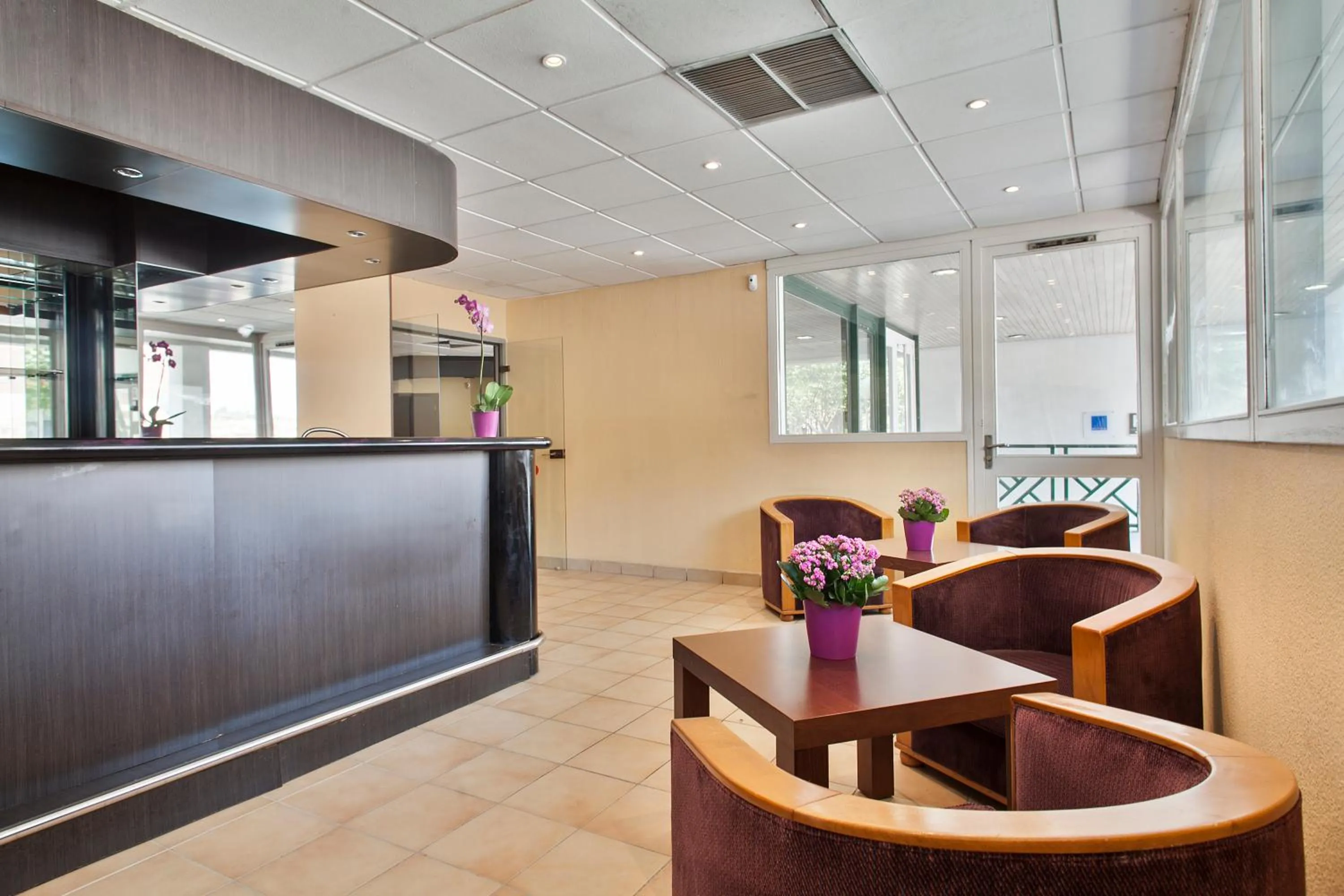 Lobby or reception in Crisol Quality Reus