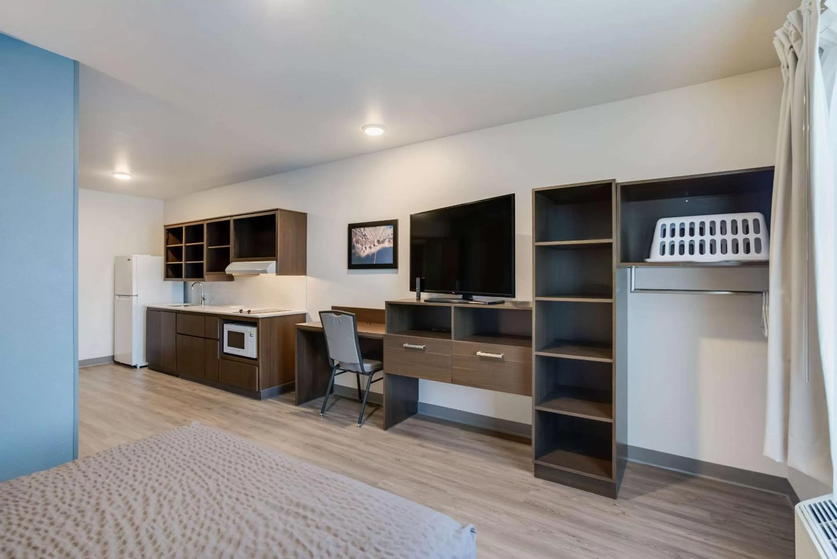 Kitchen or kitchenette in WoodSpring Suites Smyrna-La Vergne