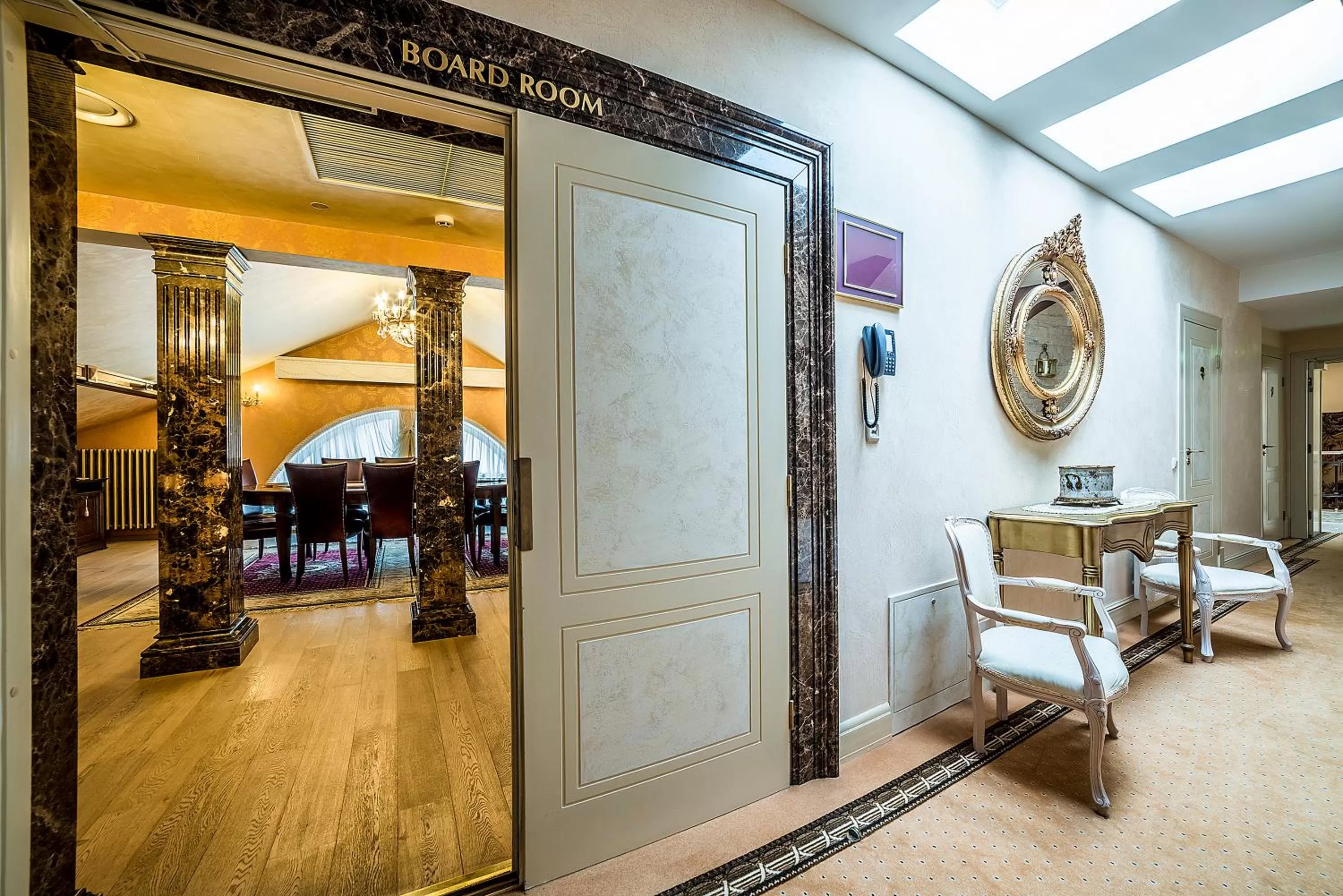 Decorative detail in Imperial Hotel & Restaurant