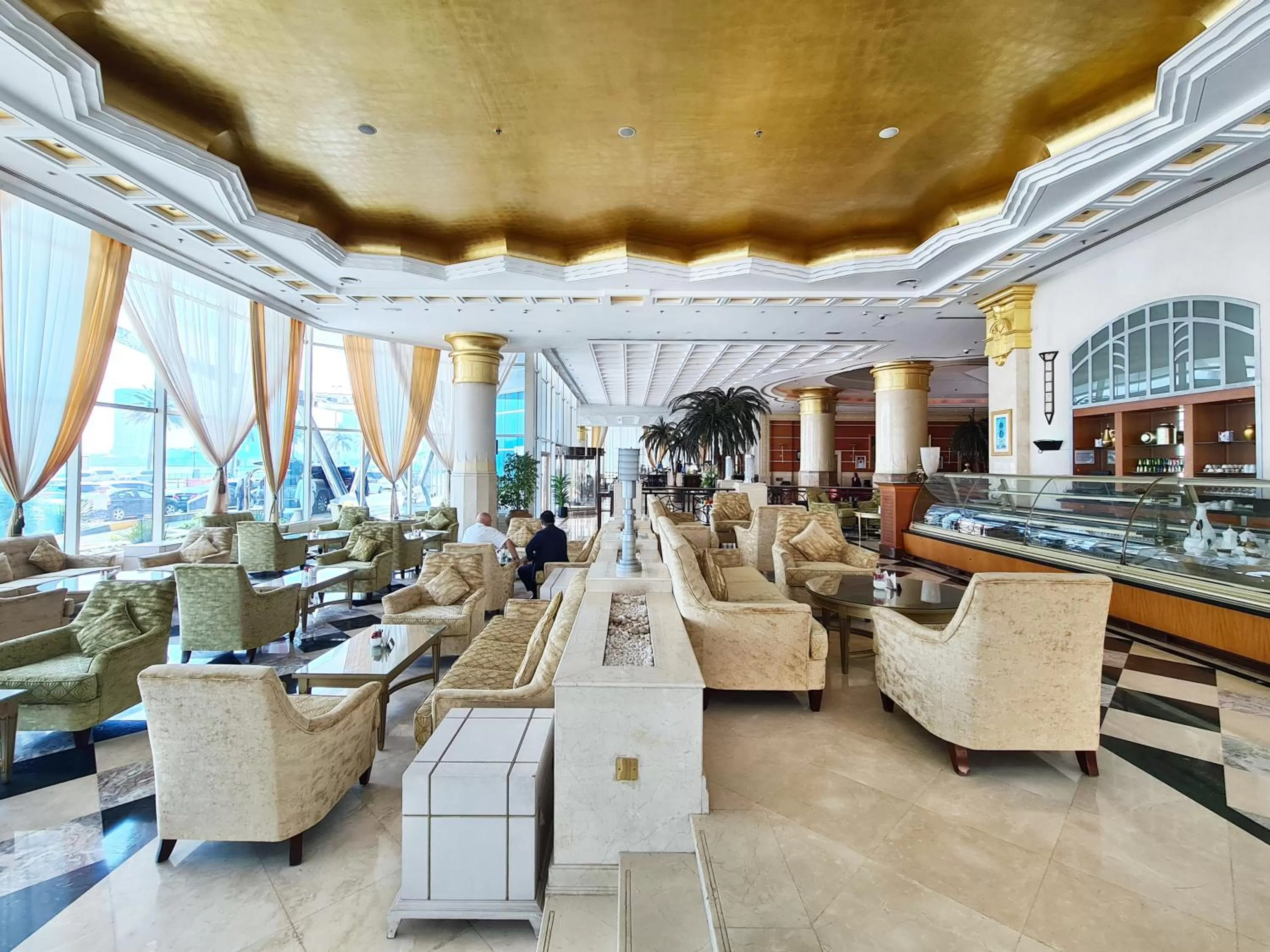 Restaurant/places to eat in Corniche Hotel Sharjah