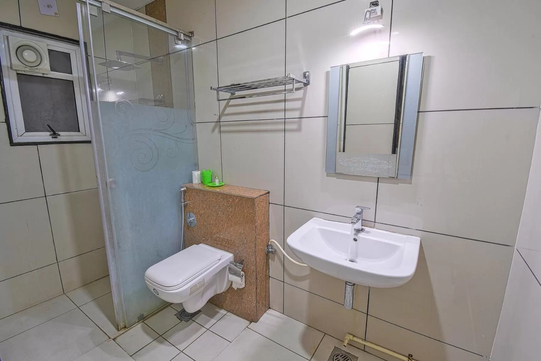 Bathroom in Hotel Radiant Kolhapur
