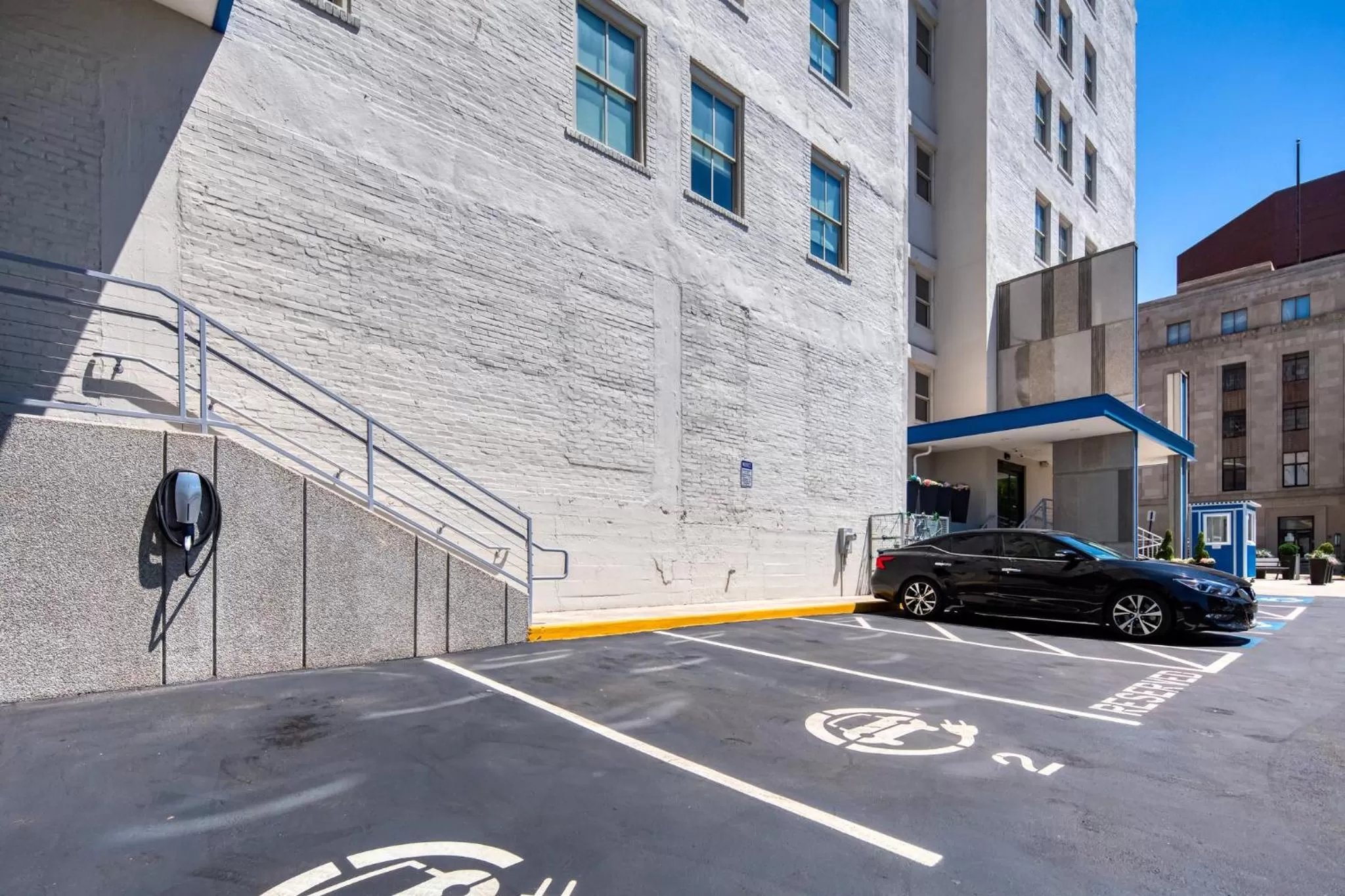 Decorative detail in Holiday Inn Express Kansas City Downtown
