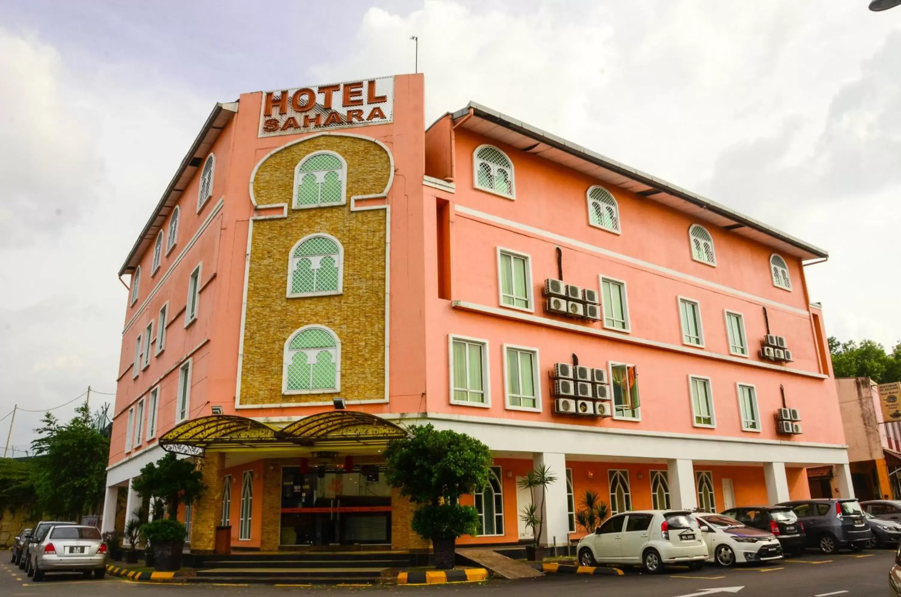 HOTEL SAHARA SDN BHD HOTEL SAHARA SDN BHD