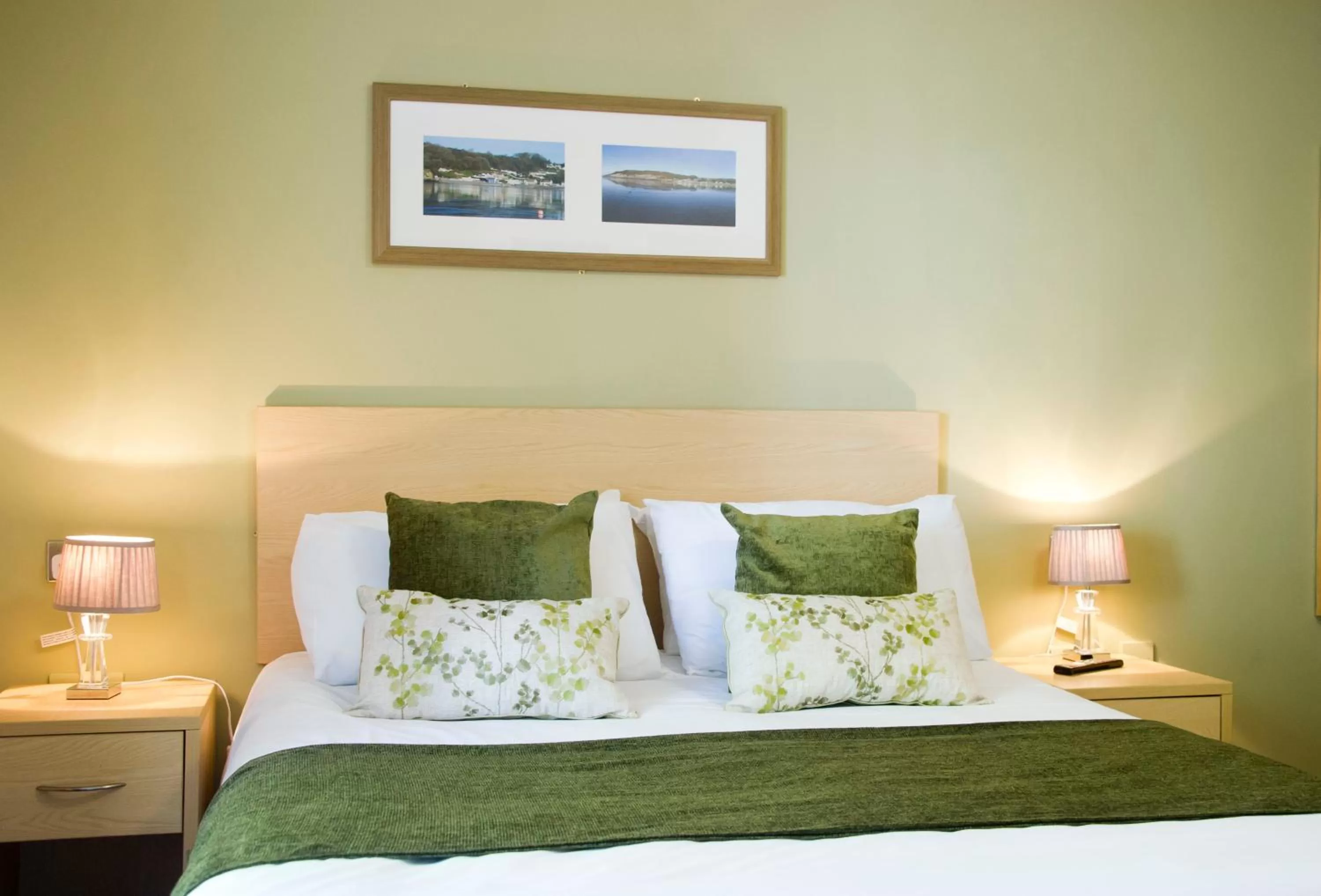 Rose and Crown Hotel