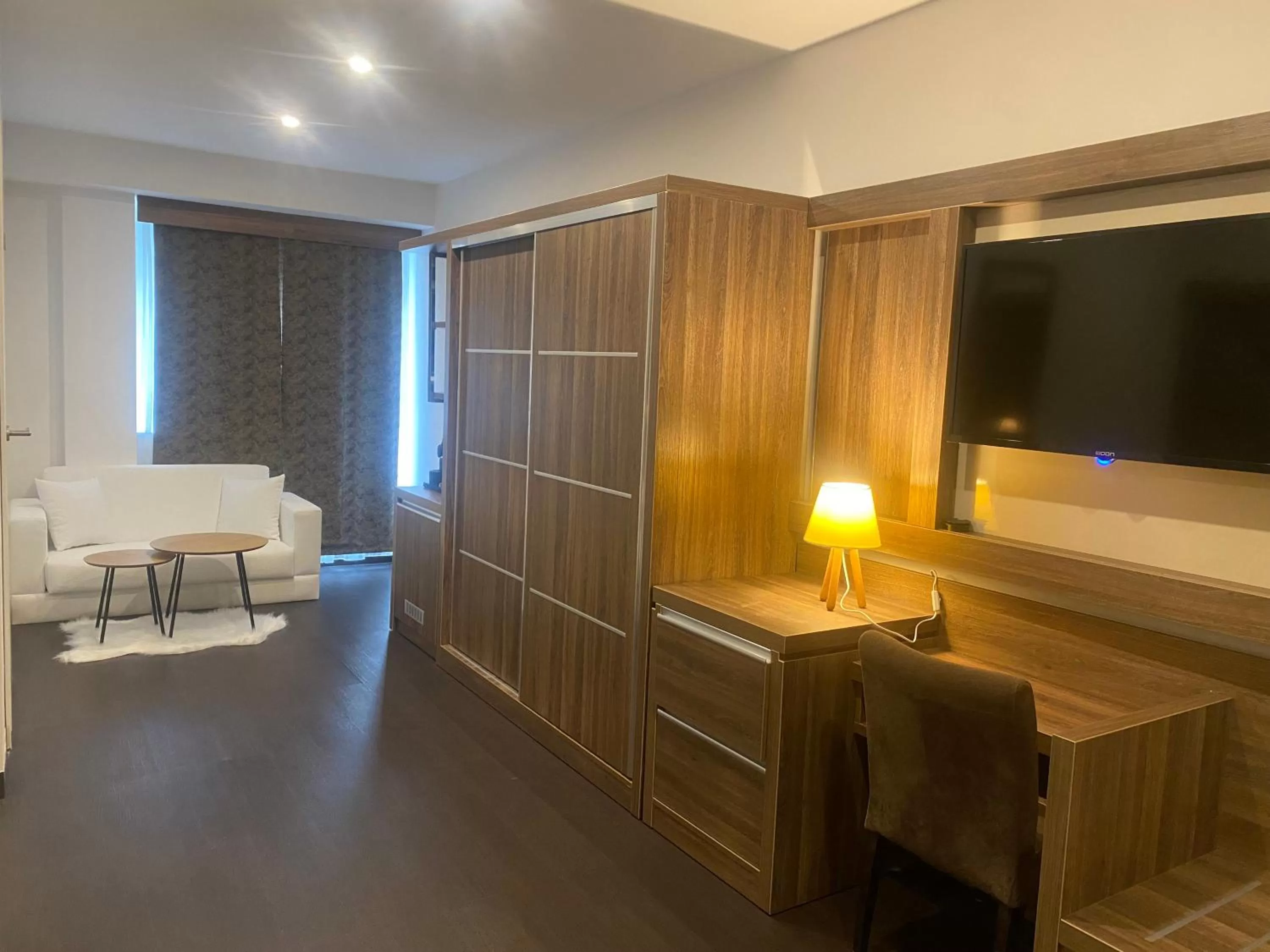 Photo of the whole room in Hotel Cataleya