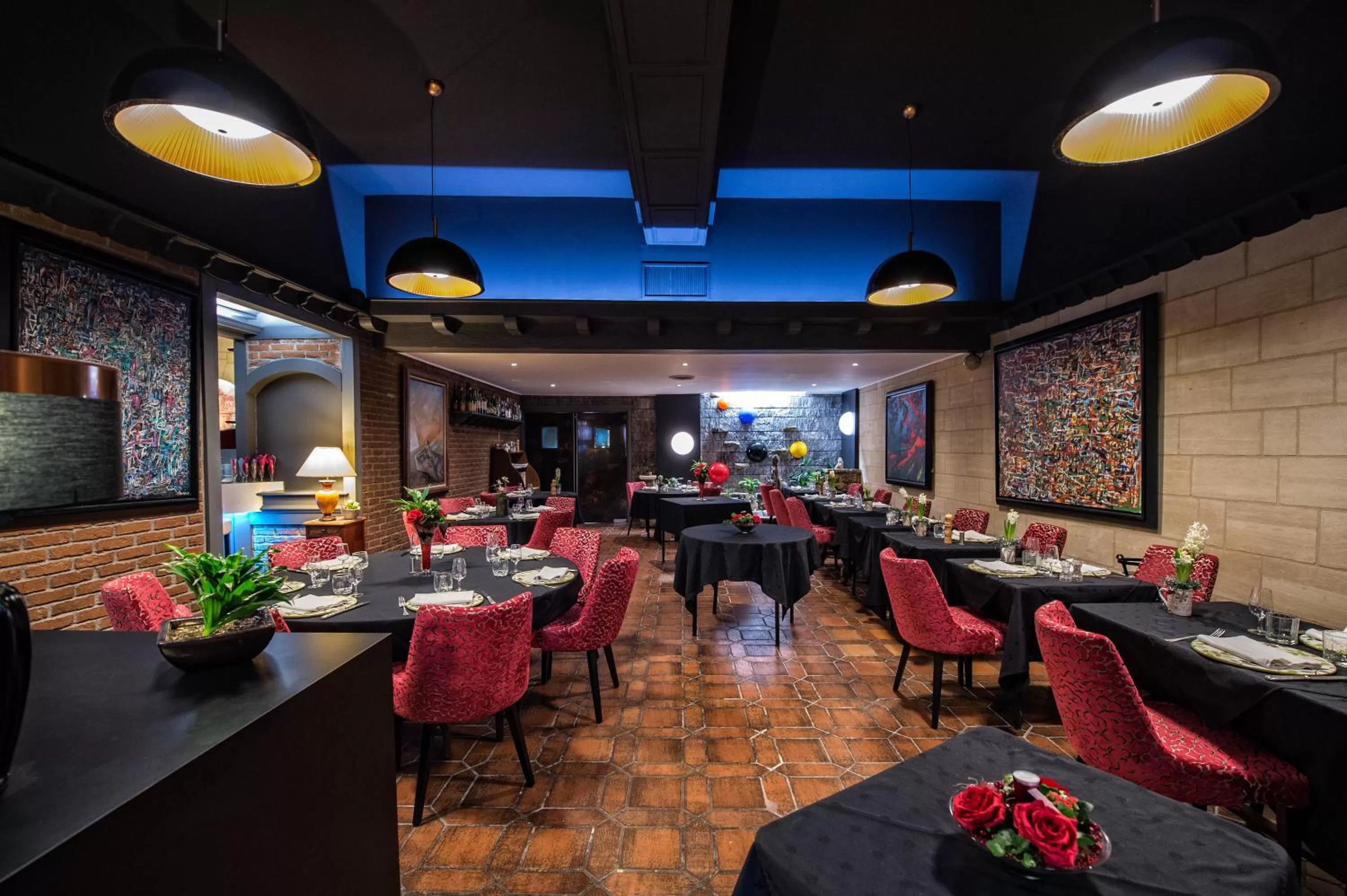 Restaurant/places to eat in La Terrasse