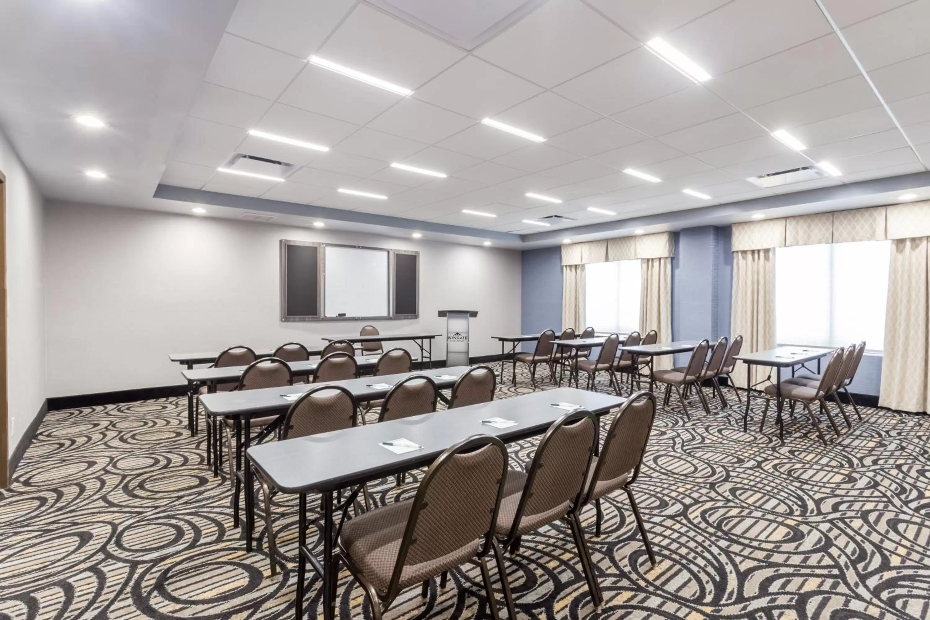 Meeting/conference room in Wingate by Wyndham, Universal Studios - Free Theme Park Shuttle