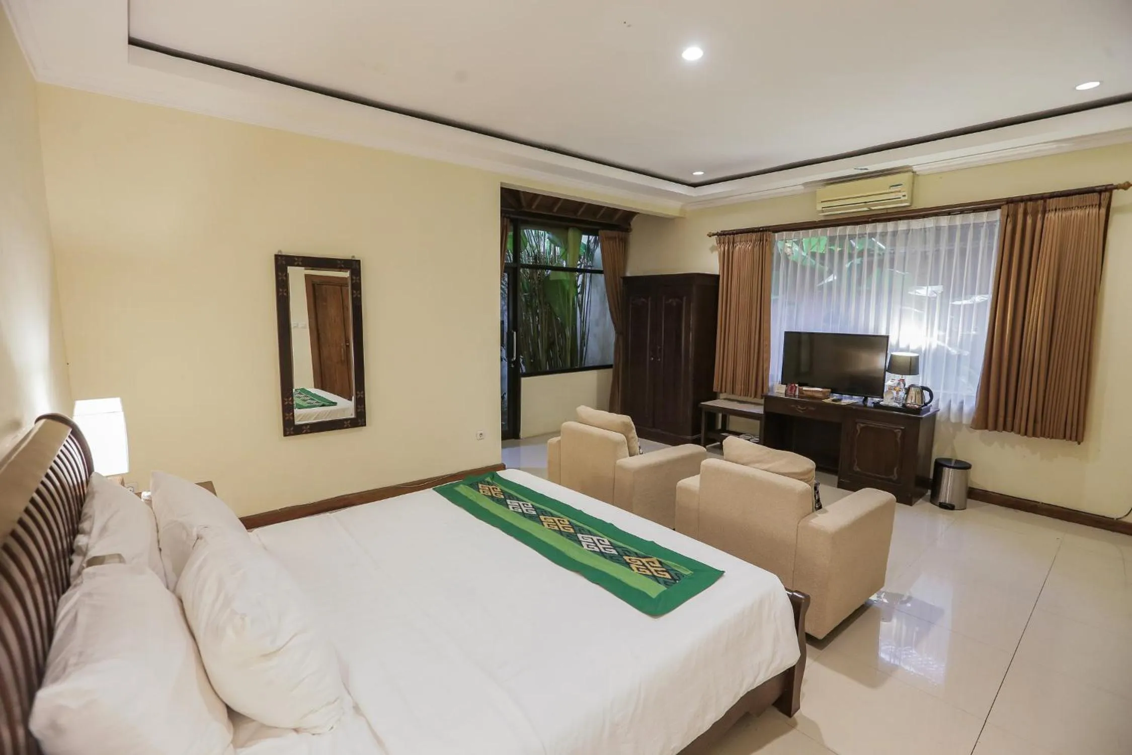 Bedroom, Bed in Ubud Hotel & Cottages