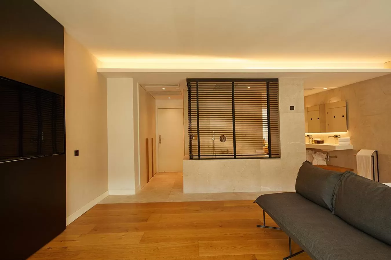 Photo of the whole room in Nakar Hotel