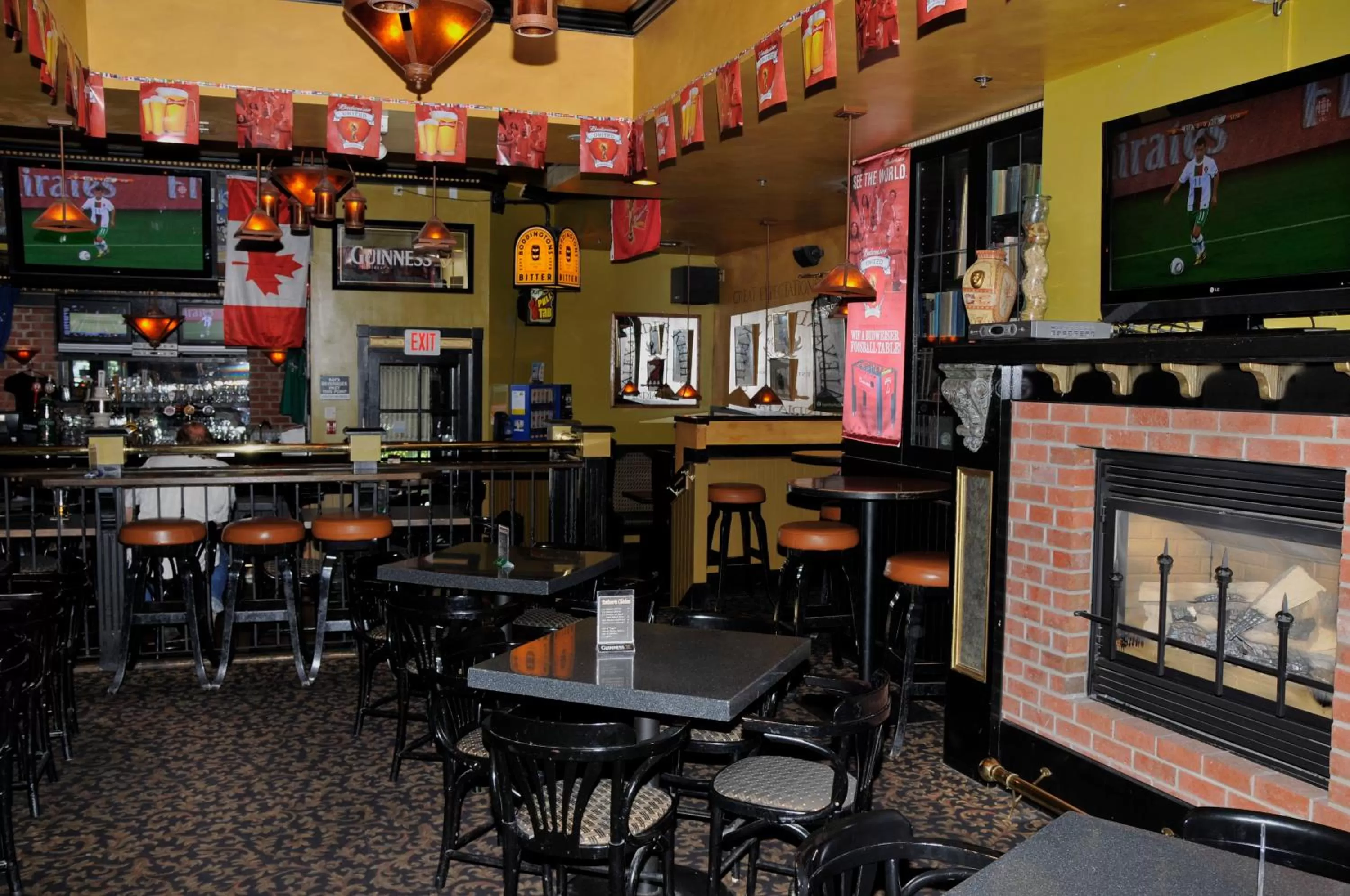 Restaurant/places to eat in Days Inn by Wyndham Victoria Airport Sidney