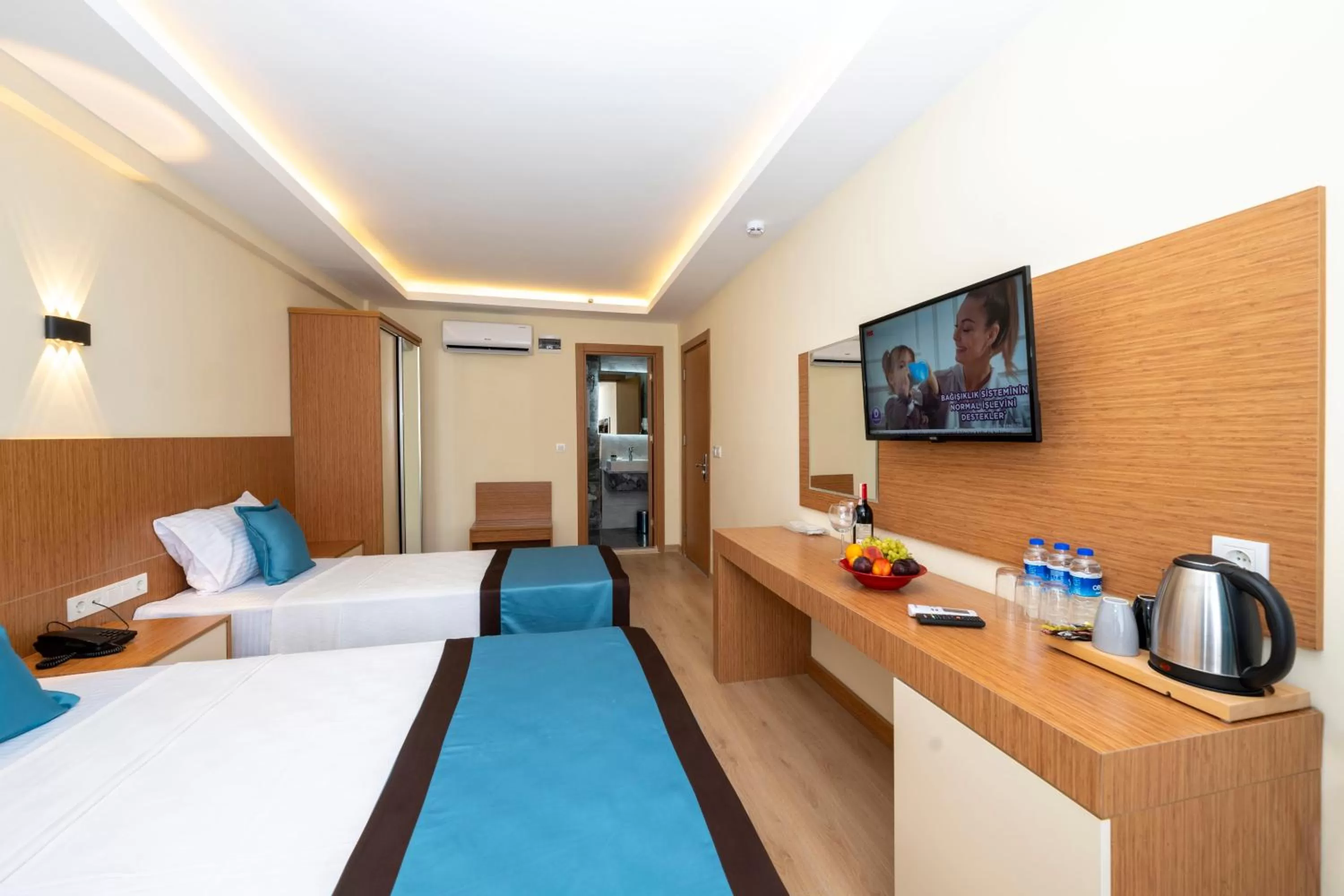 Photo of the whole room, Bed in DIAMOND luxury Hotel