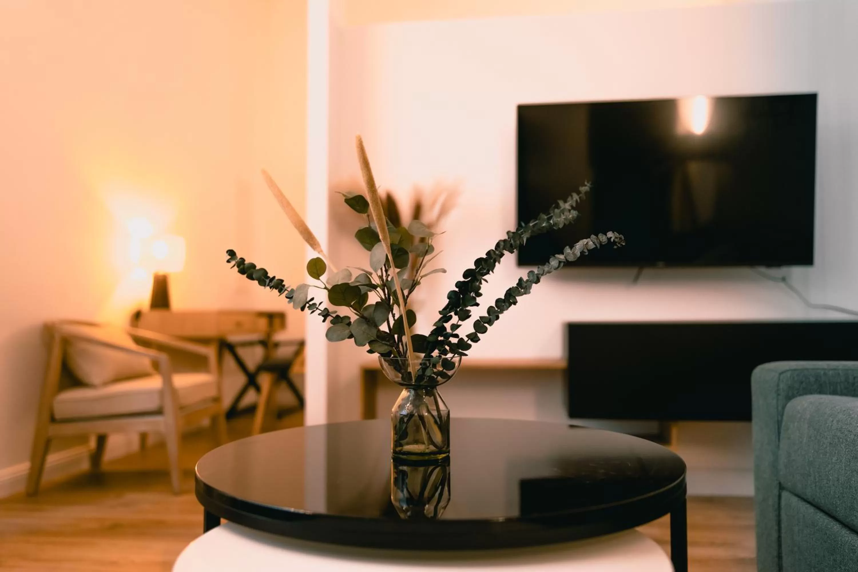 TV and multimedia in The Weinert Suites