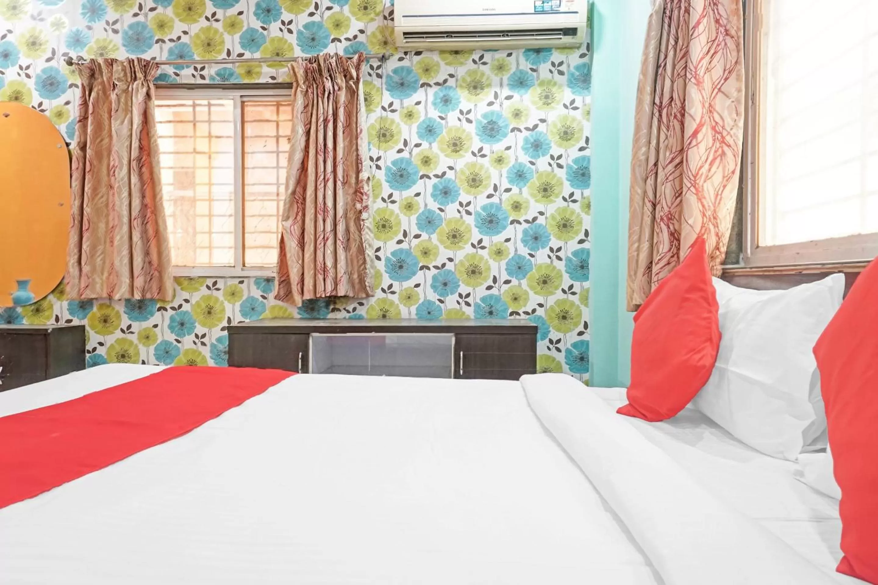 Bedroom, Bed in OYO Flagship 87488 Motel Excellency