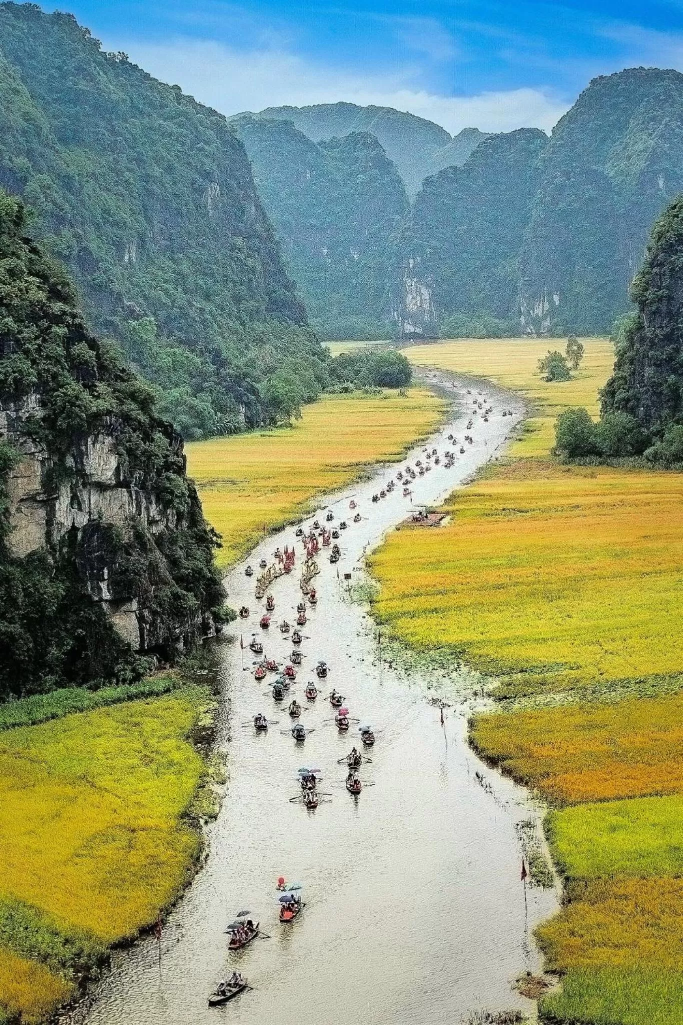 Nearby landmark in Lotus Hotel Ninh Bình