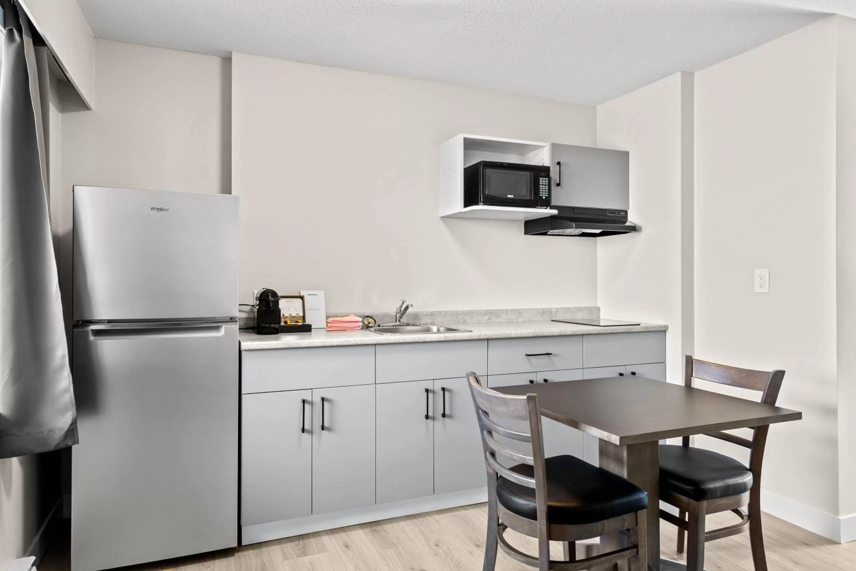 Kitchen or kitchenette in The Vista Inn