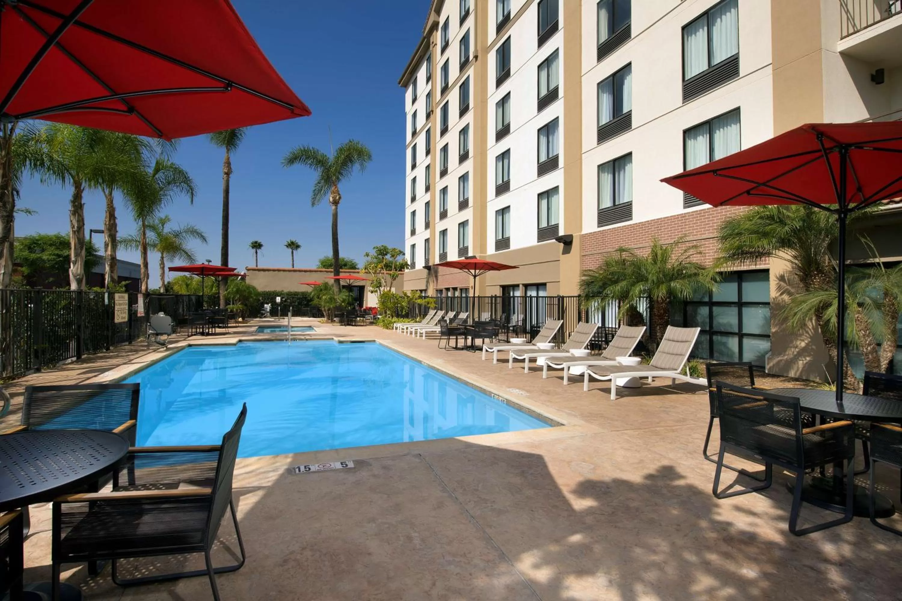 Pool view in Hampton Inn & Suites Anaheim Garden Grove