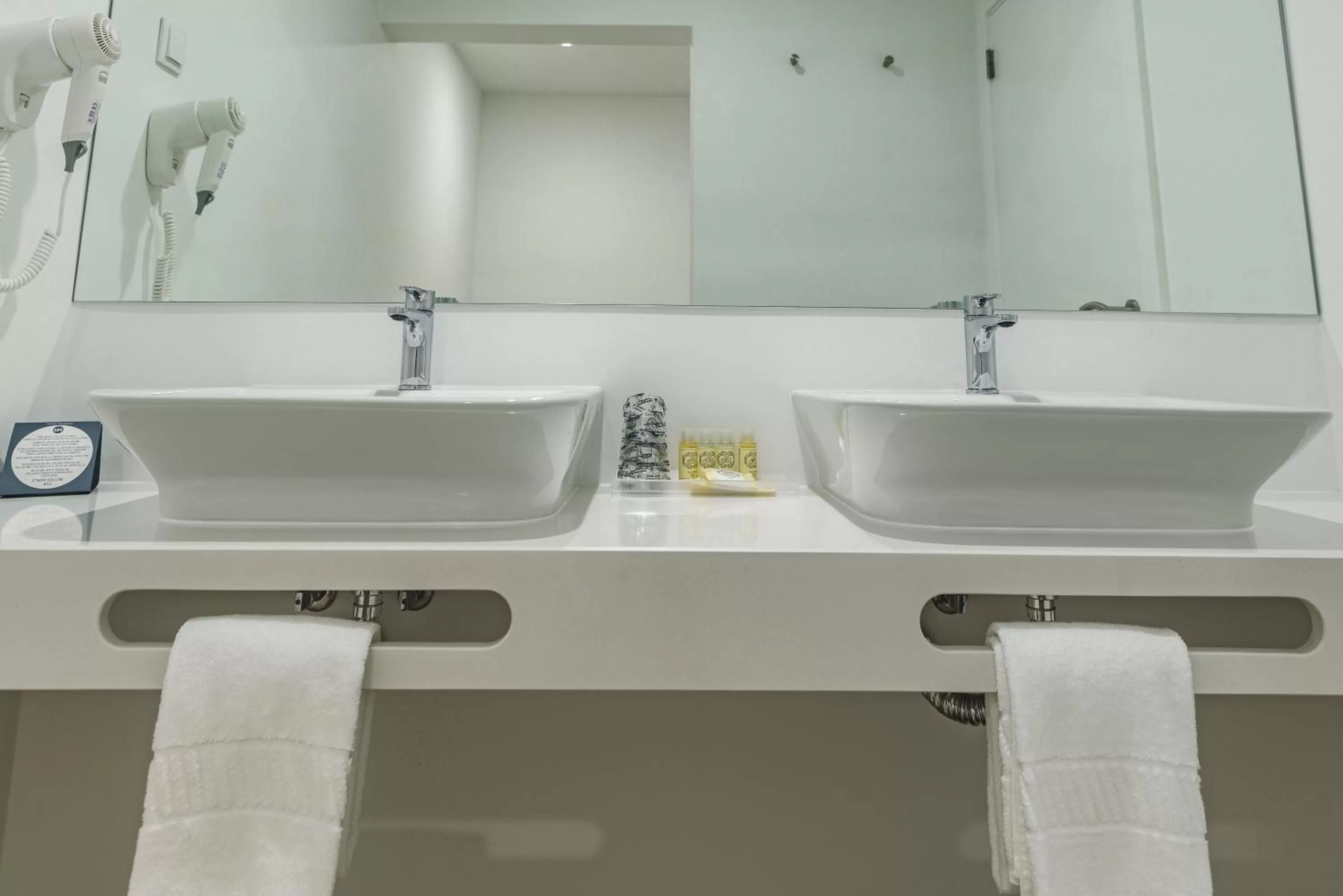 Toilet in MH Atlantico