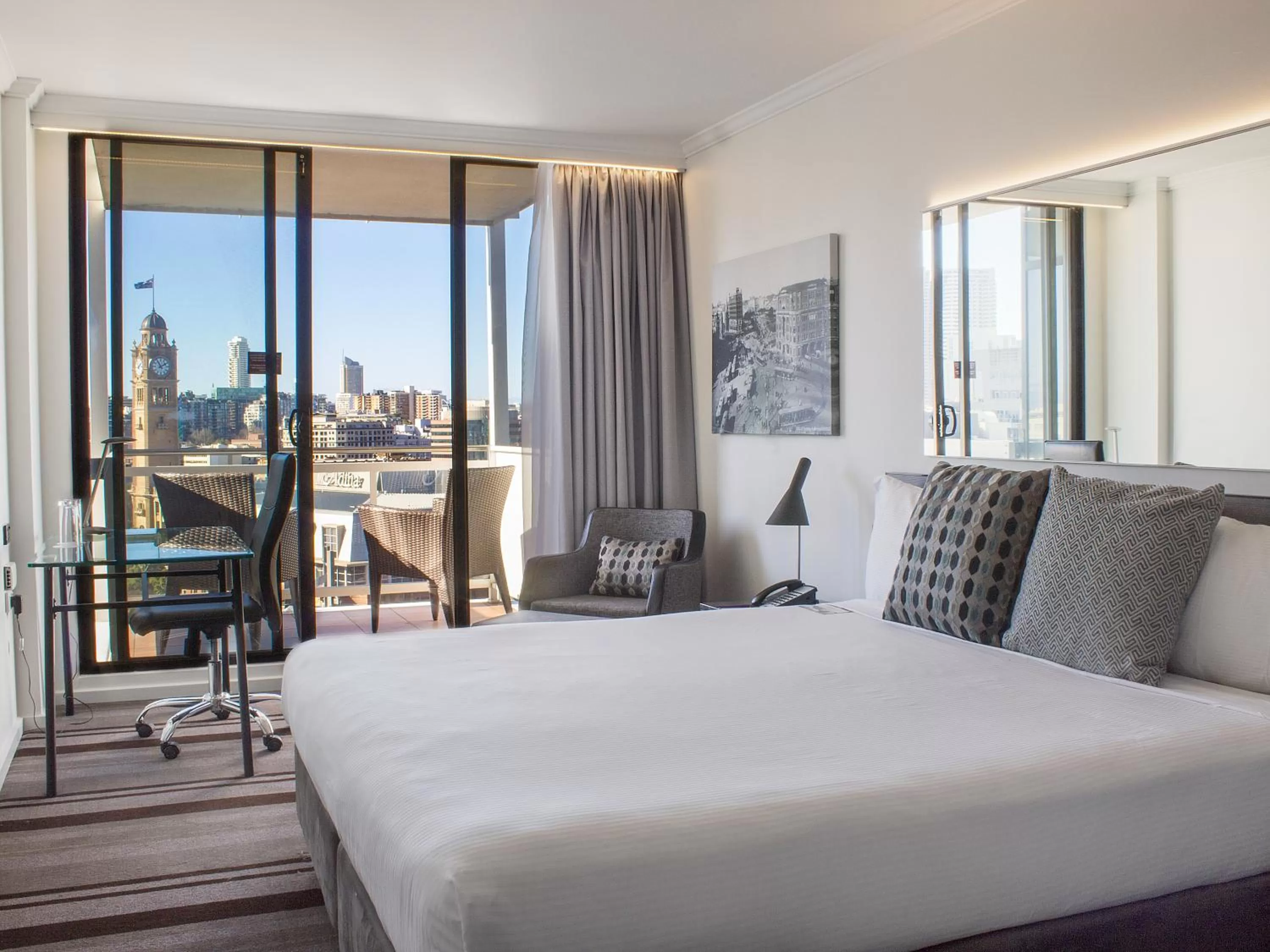 Nearby landmark, Bed in Mercure Sydney