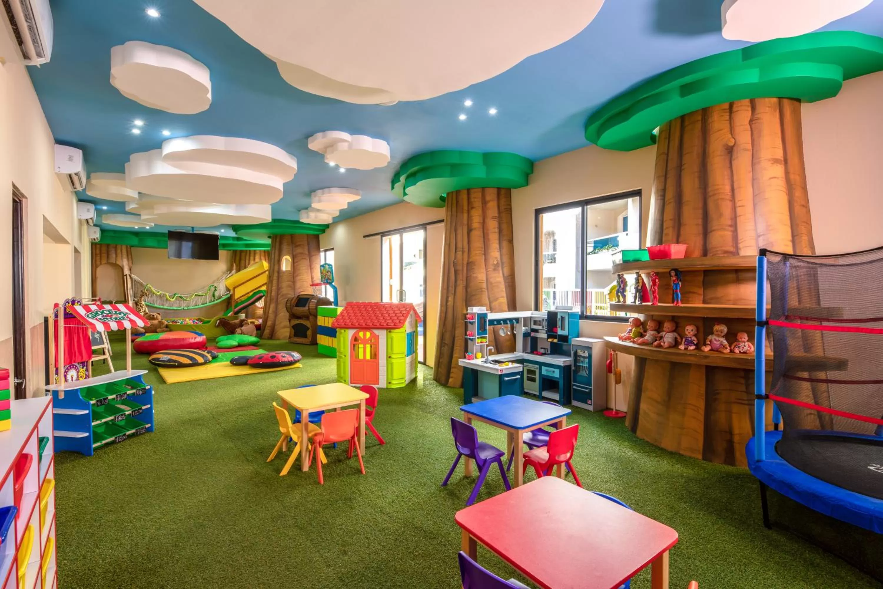 Kids's club in Wyndham Alltra Cancun All Inclusive Resort