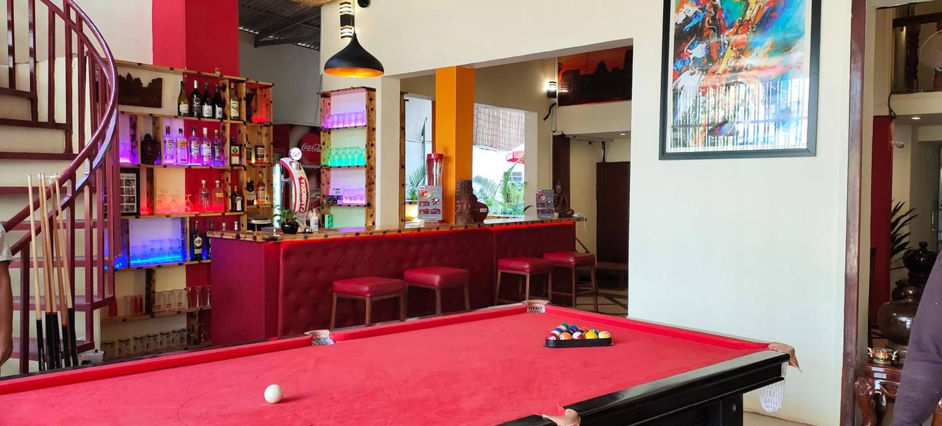 Billiard in La Villa du Bonheur