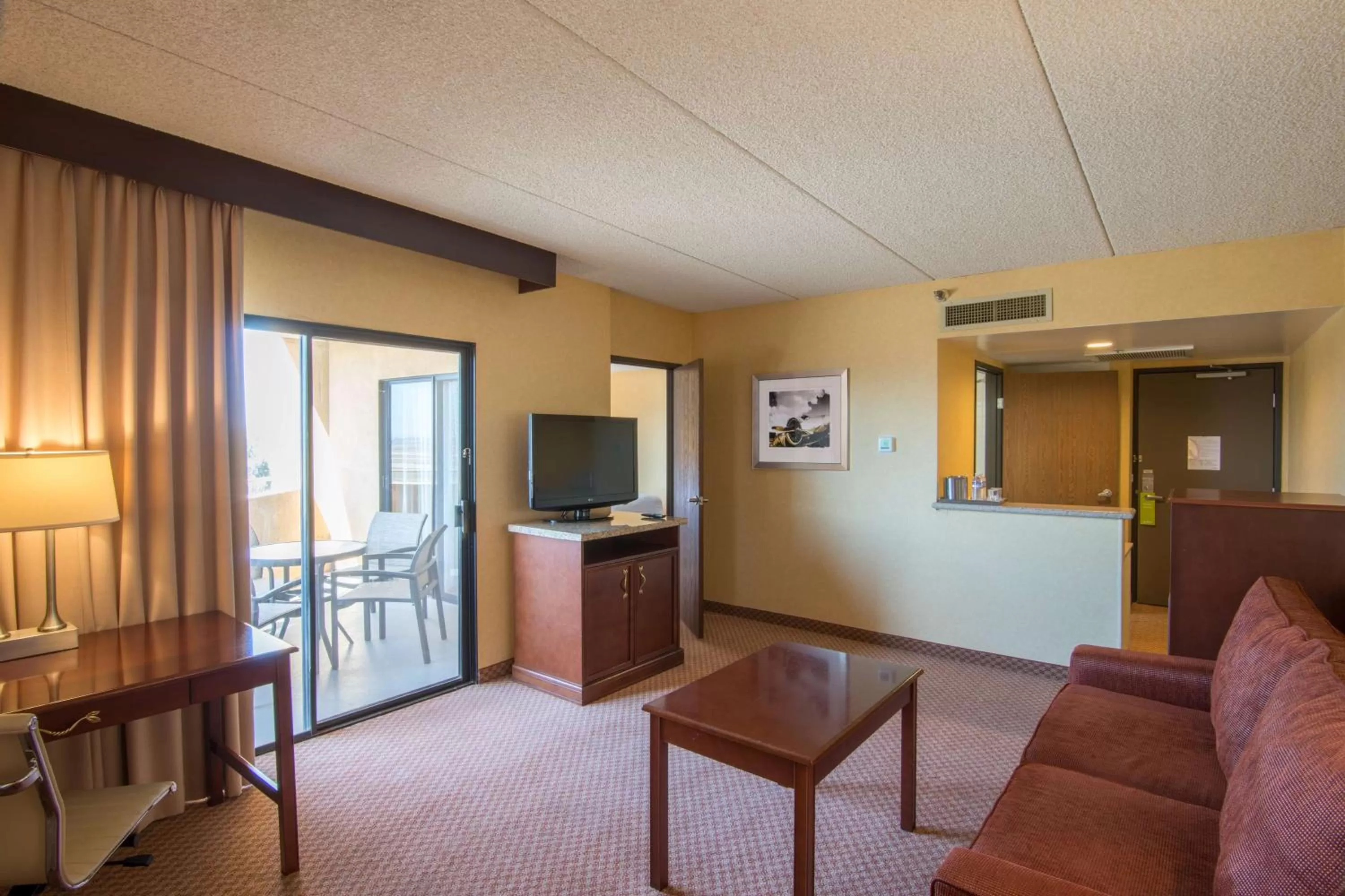 One-Bedroom Corner King Suite with Sofa Bed - Non-Smoking in Radisson Hotel Santa Maria