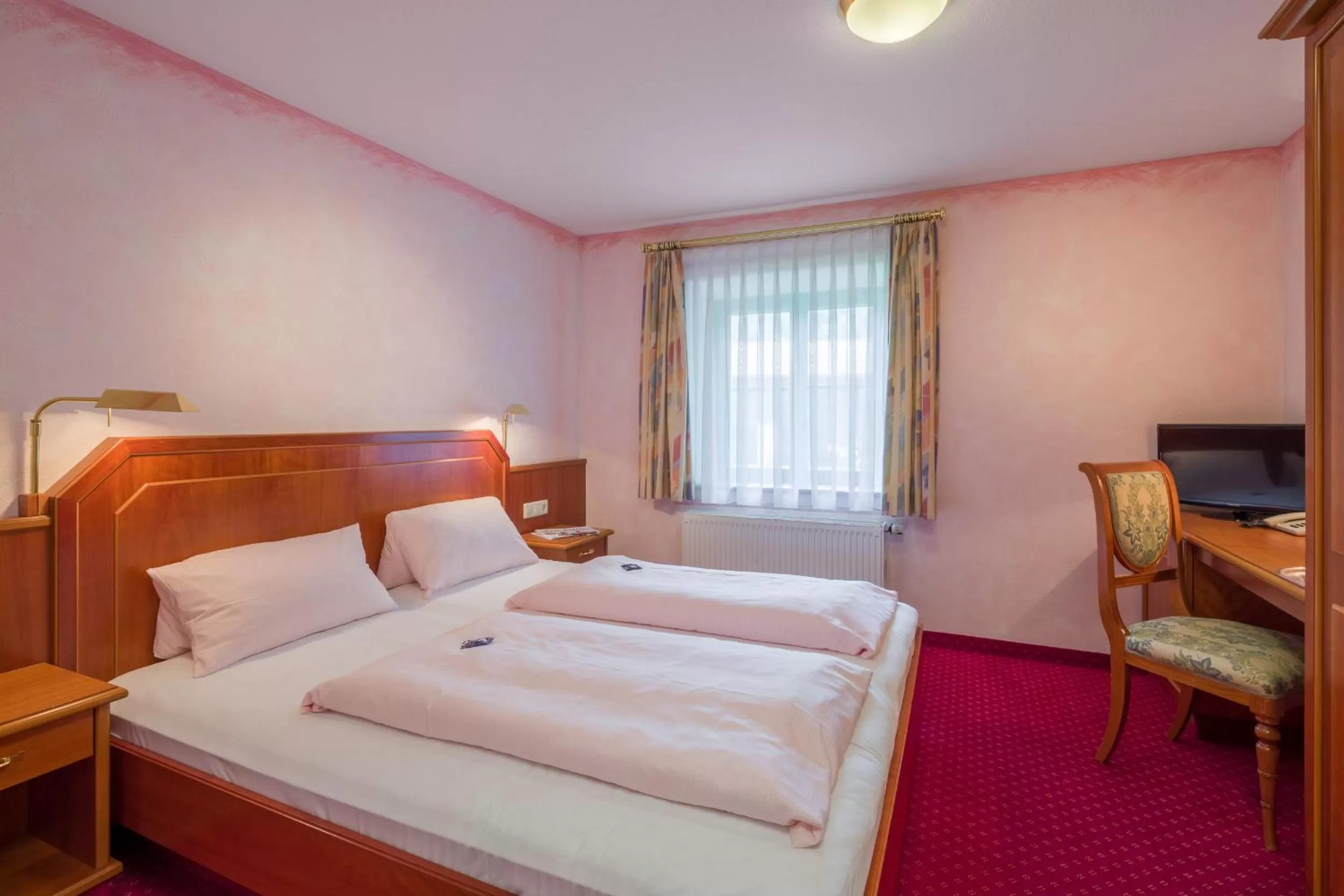 Bed in Hotel Hörterer Der Hammerwirt