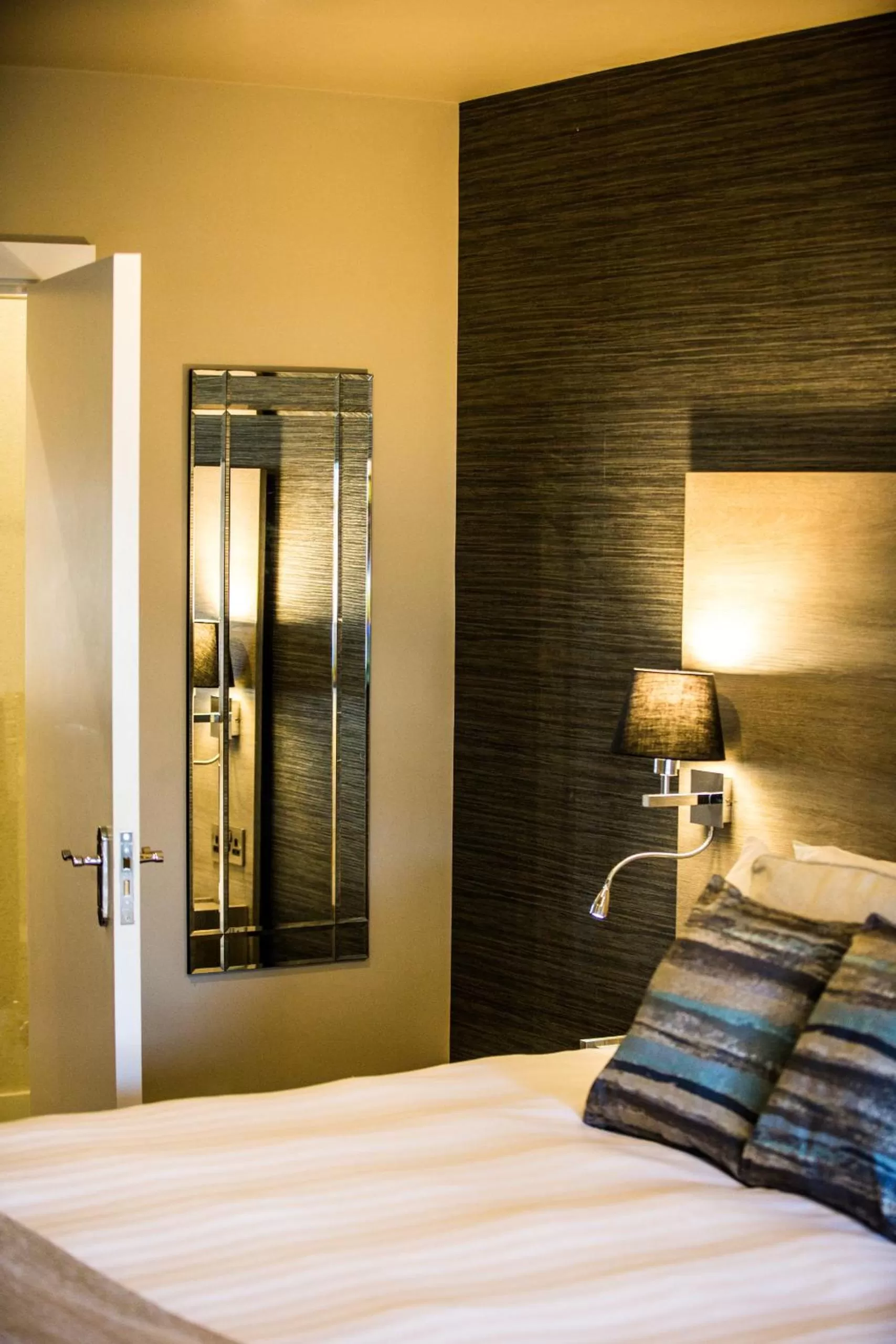 Bedroom, Bed in No5 Durley Road - Contemporary rooms and suites - no food available