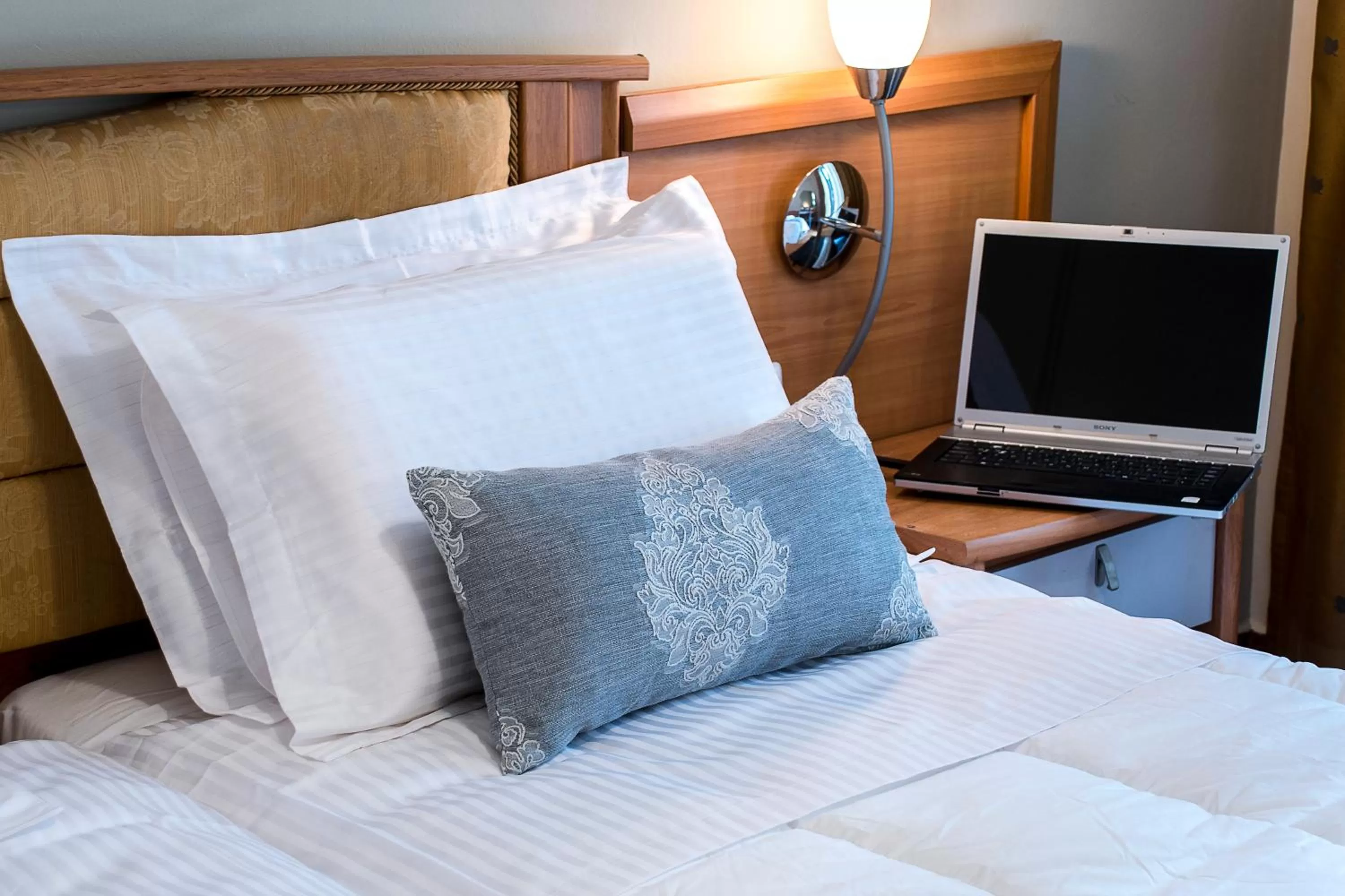 Photo of the whole room, Bed in Ares Athens Hotel