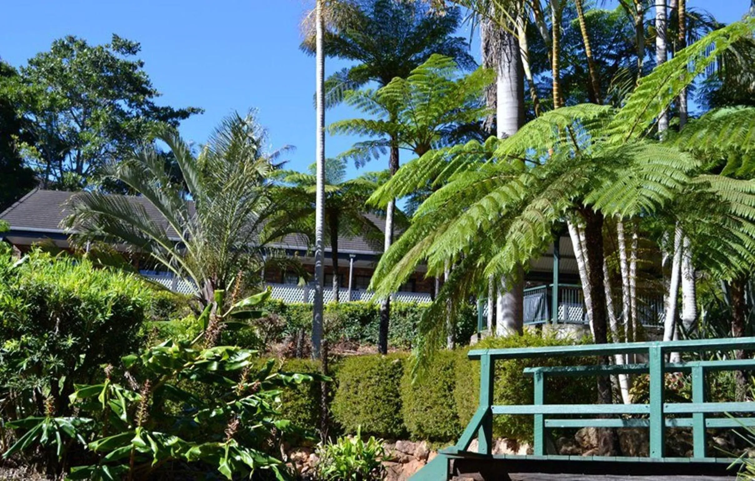 Day in Montville Mountain Inn