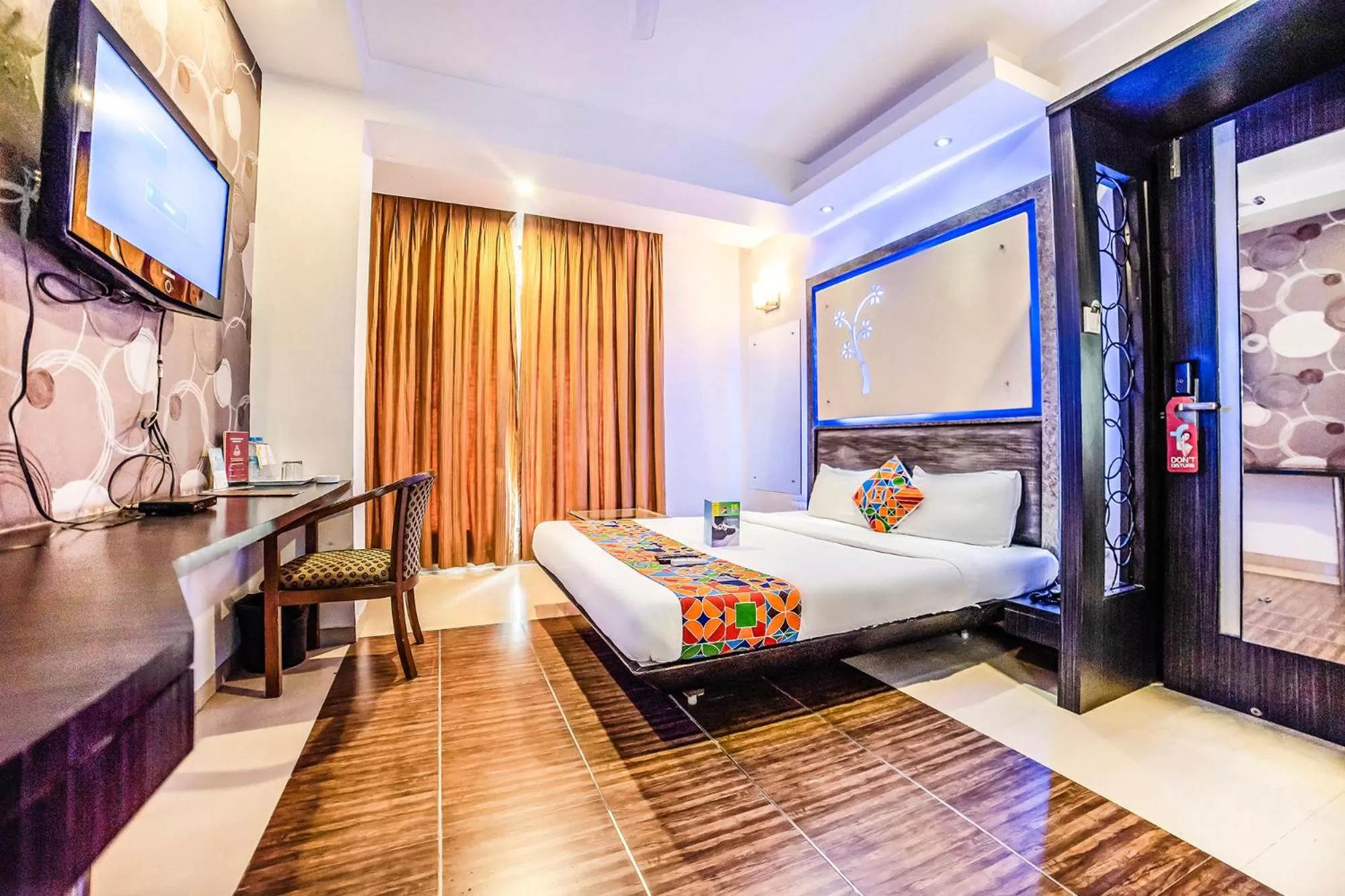 TV and multimedia, Bed in Rapid Lakme Executive Hotel