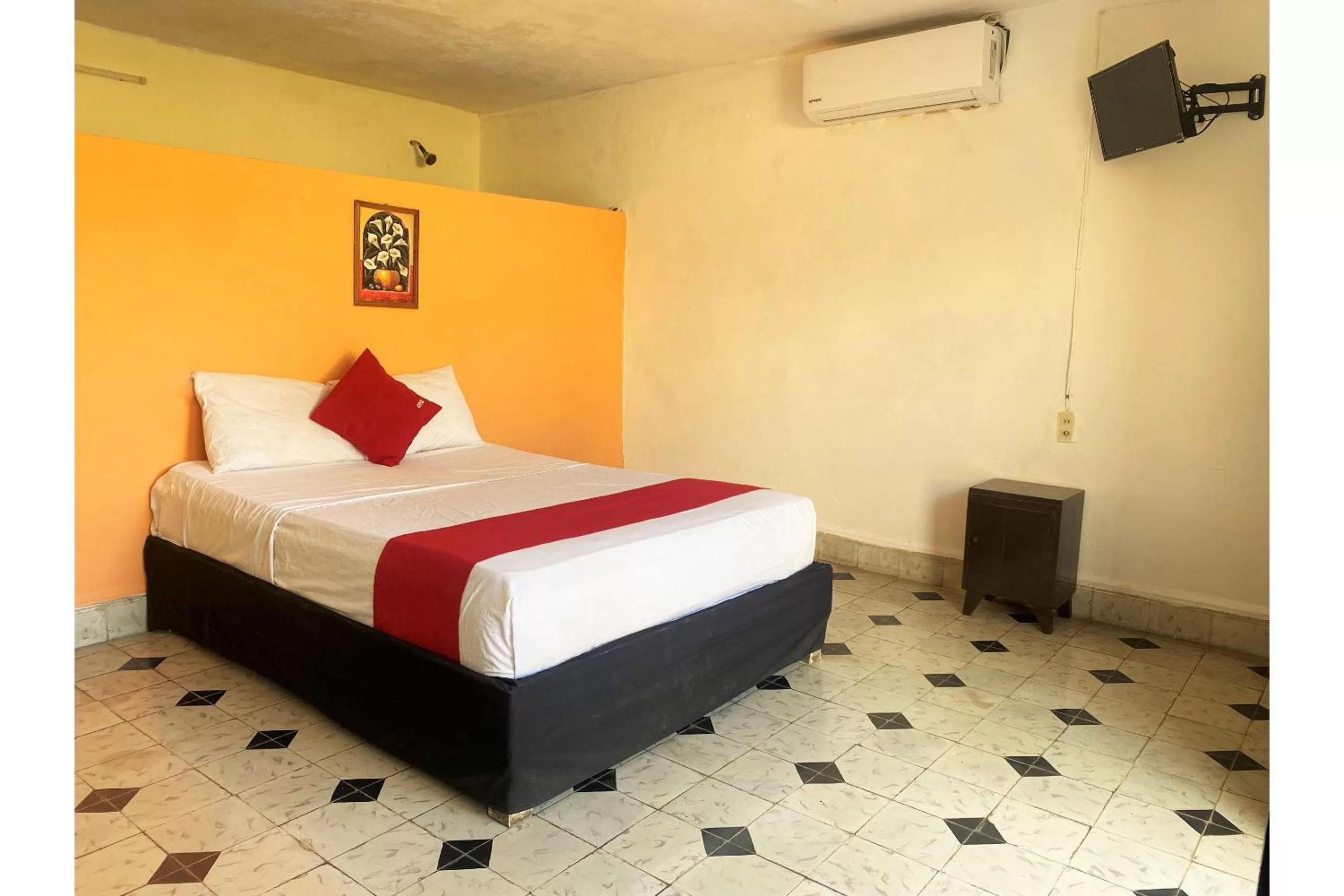 Bedroom, Bed in OYO Posada Espinosa, Mérida, Parque de Santa Ana