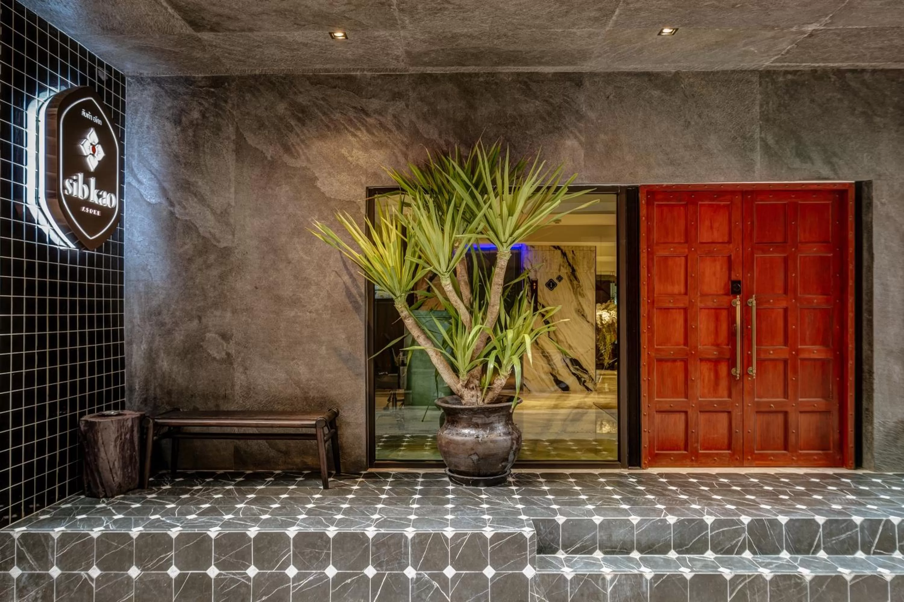 Property building in Sib Kao