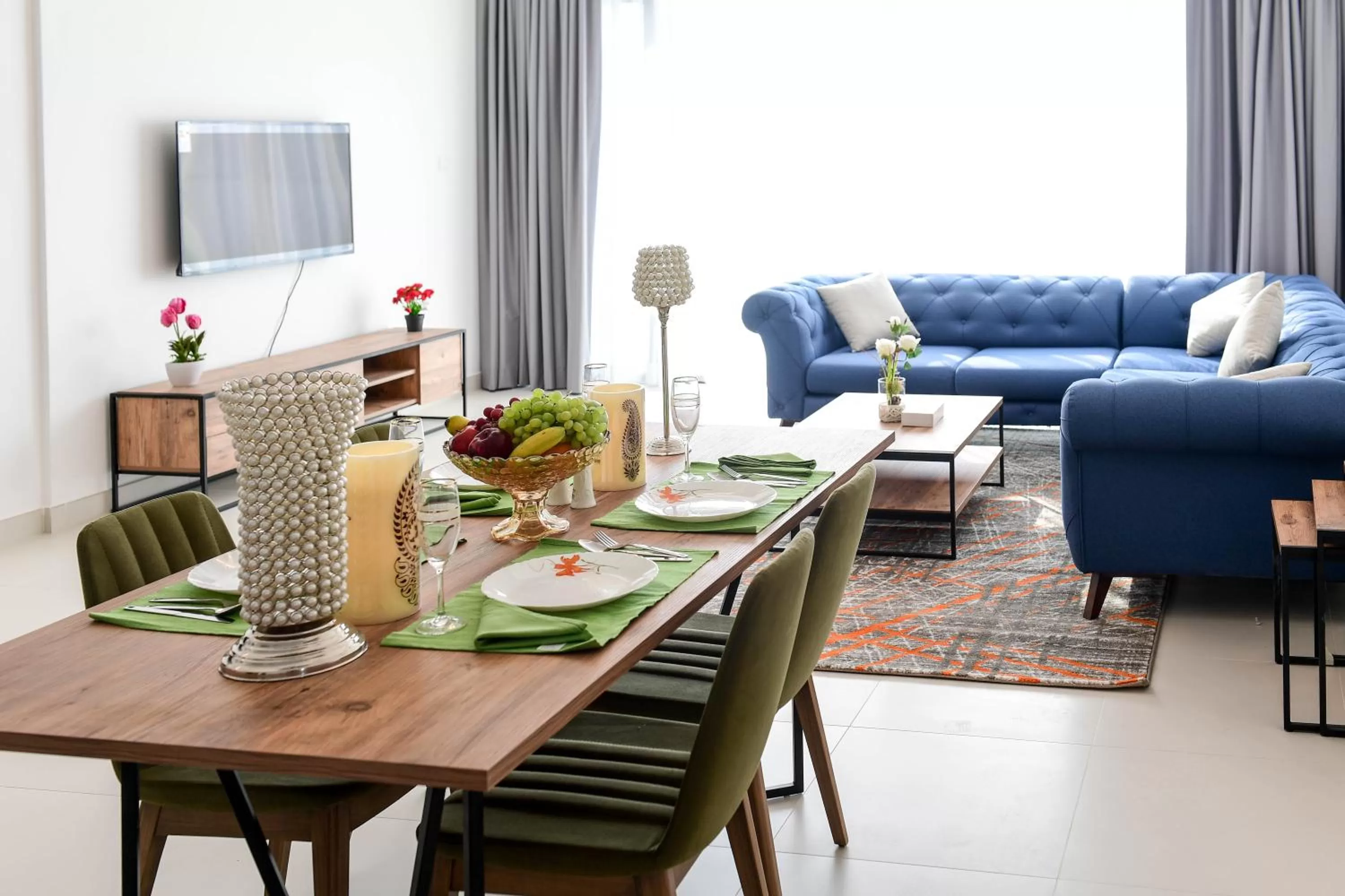 Dining Area in Noor Amwaj Hotel & Apartment