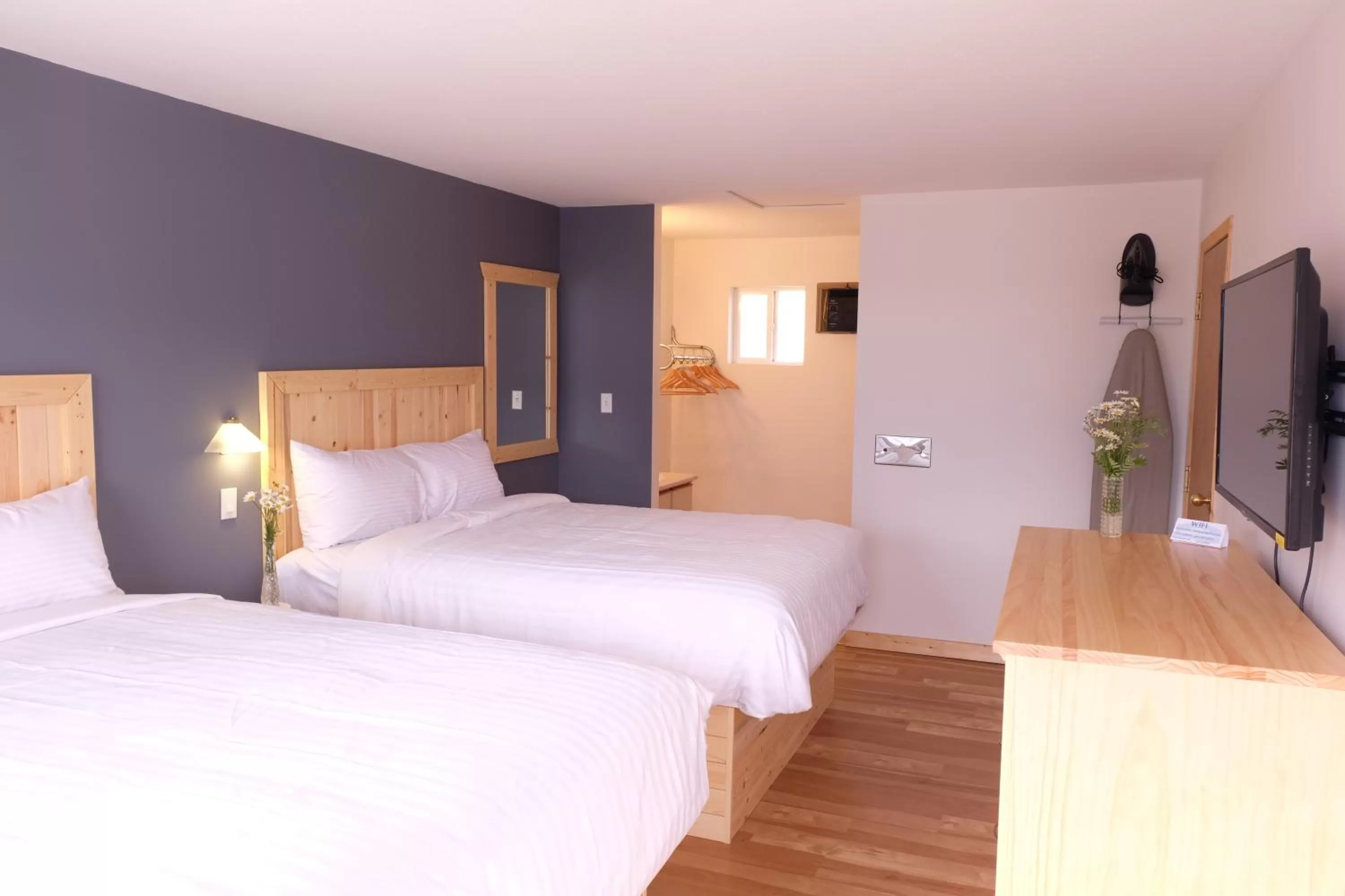 Shower in Golden Village Lodge