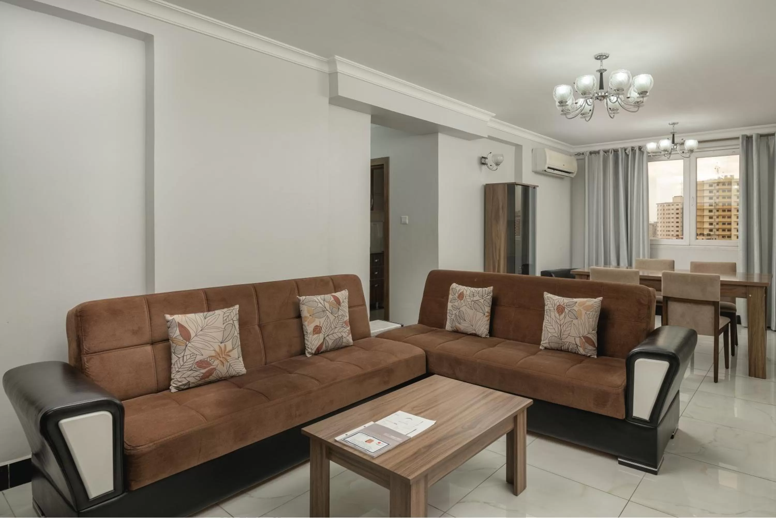 Seating area in Golden Tulip Dar Es Salaam City Center Hotel