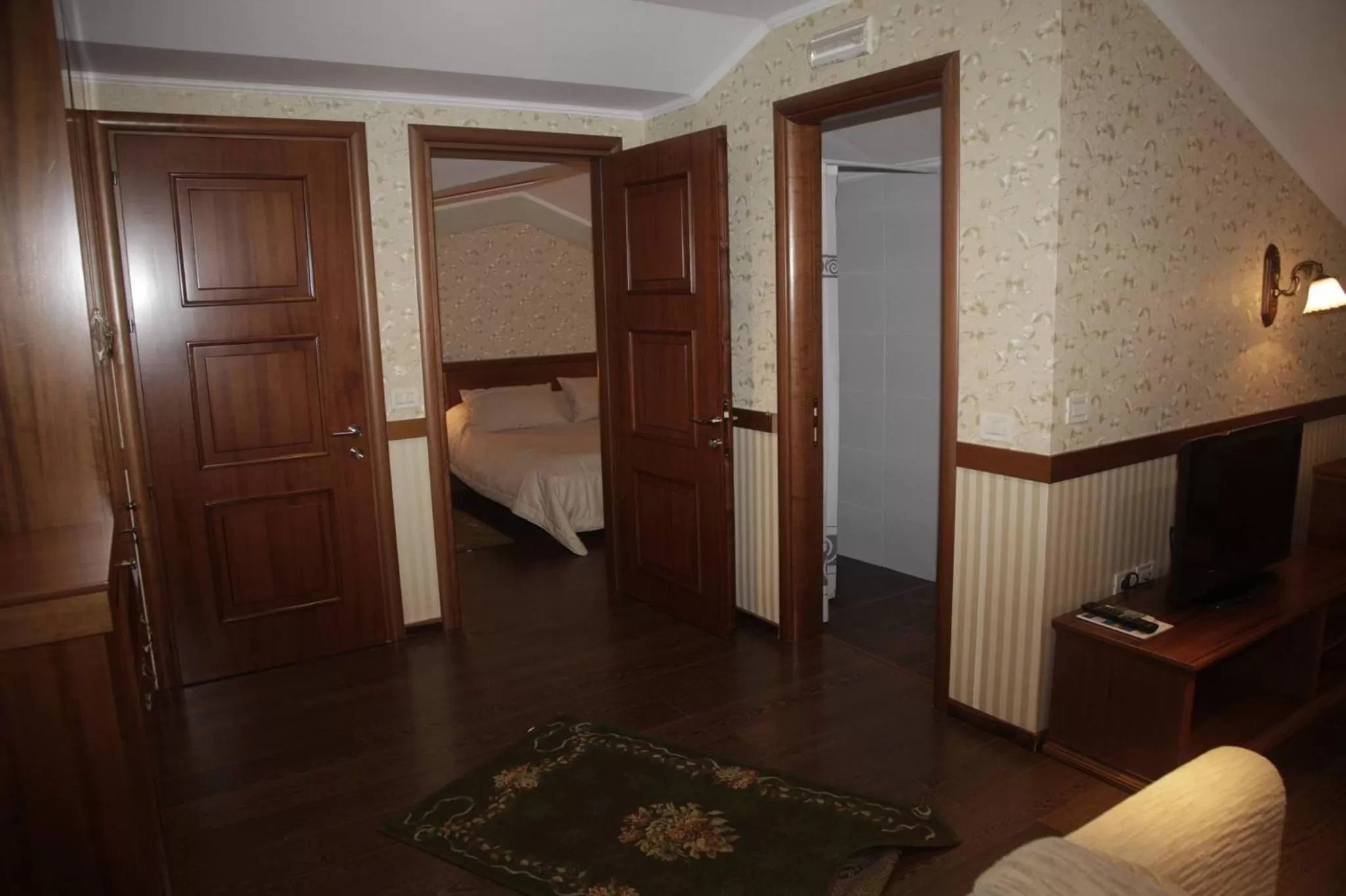 Living room, Bed in Vila Sigal Pogradec