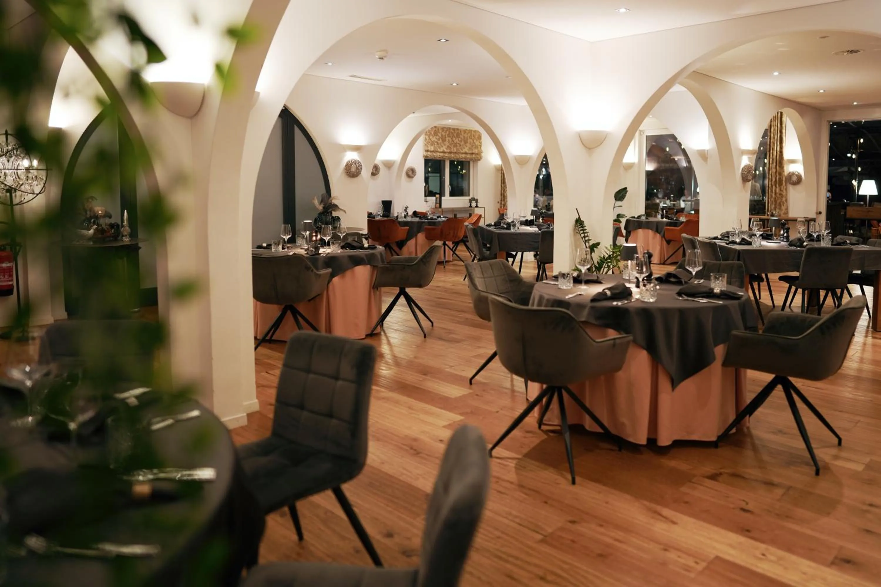 Restaurant/places to eat in Parkhotel Langenthal
